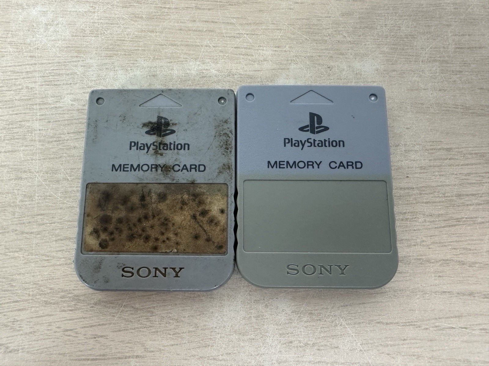 Playstation 1 PS1 Official OEM 15 Block Memory Card SCPH-1020 Lot Of 2 - Gray