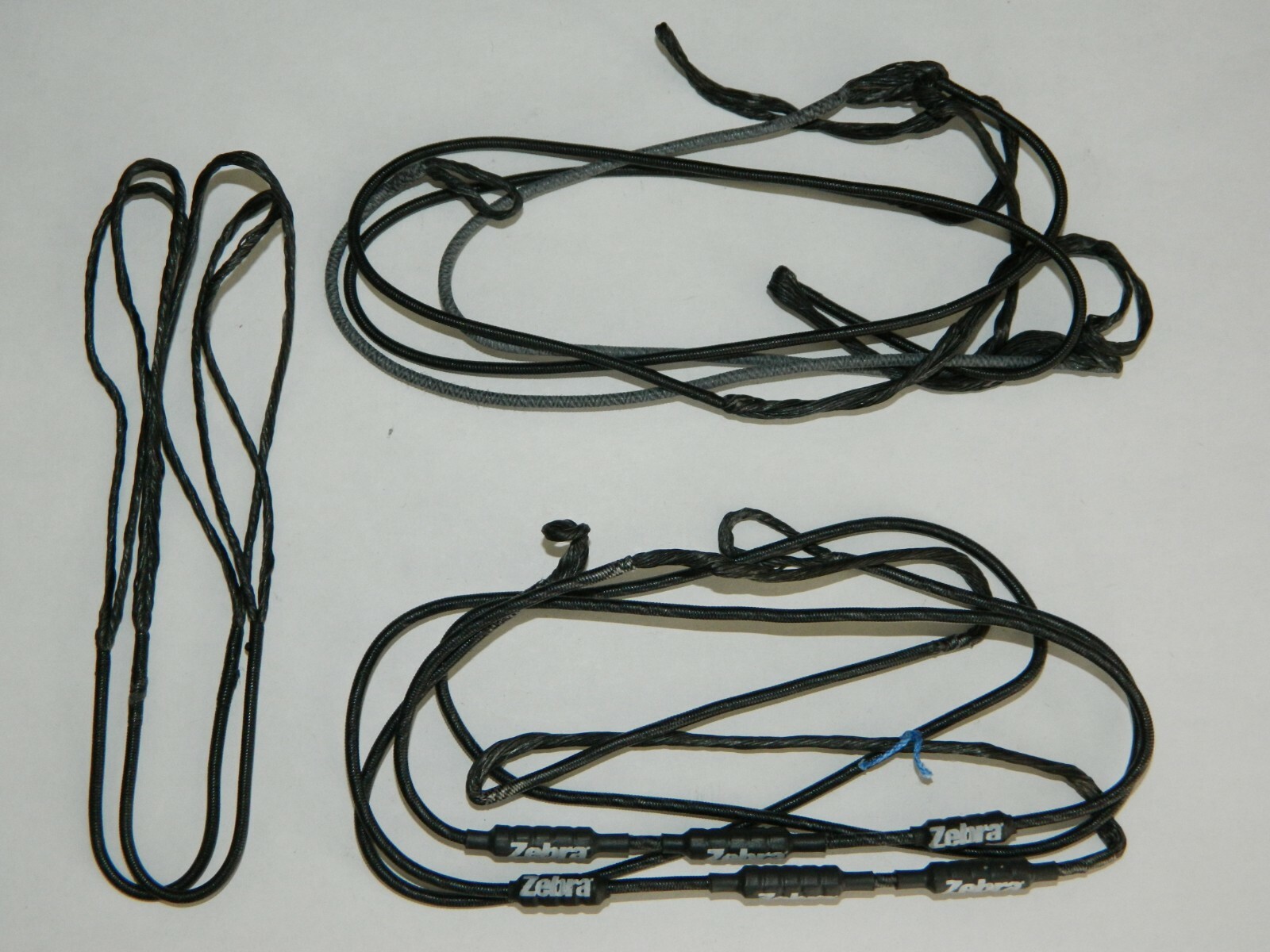 Mathews V3X or Phase 4 / 33 inch Bow String and Cable Set- Zebra Trophy- 33" ATA