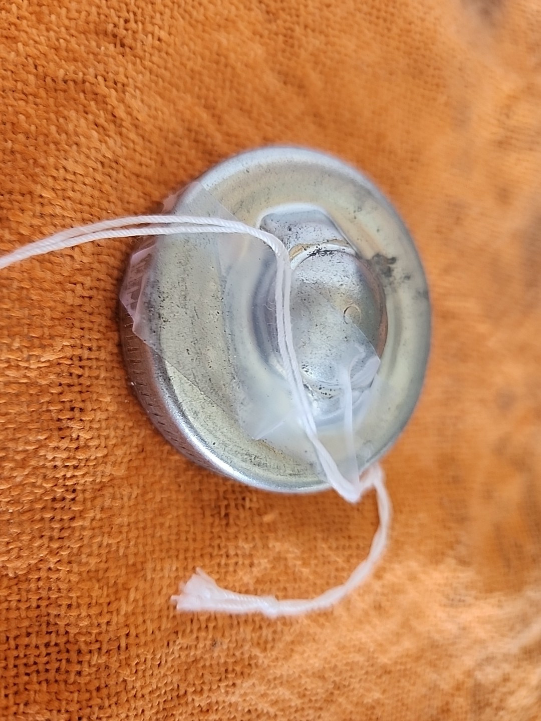 JOHN DEERE AT20911 FILLER CAP, open NOS