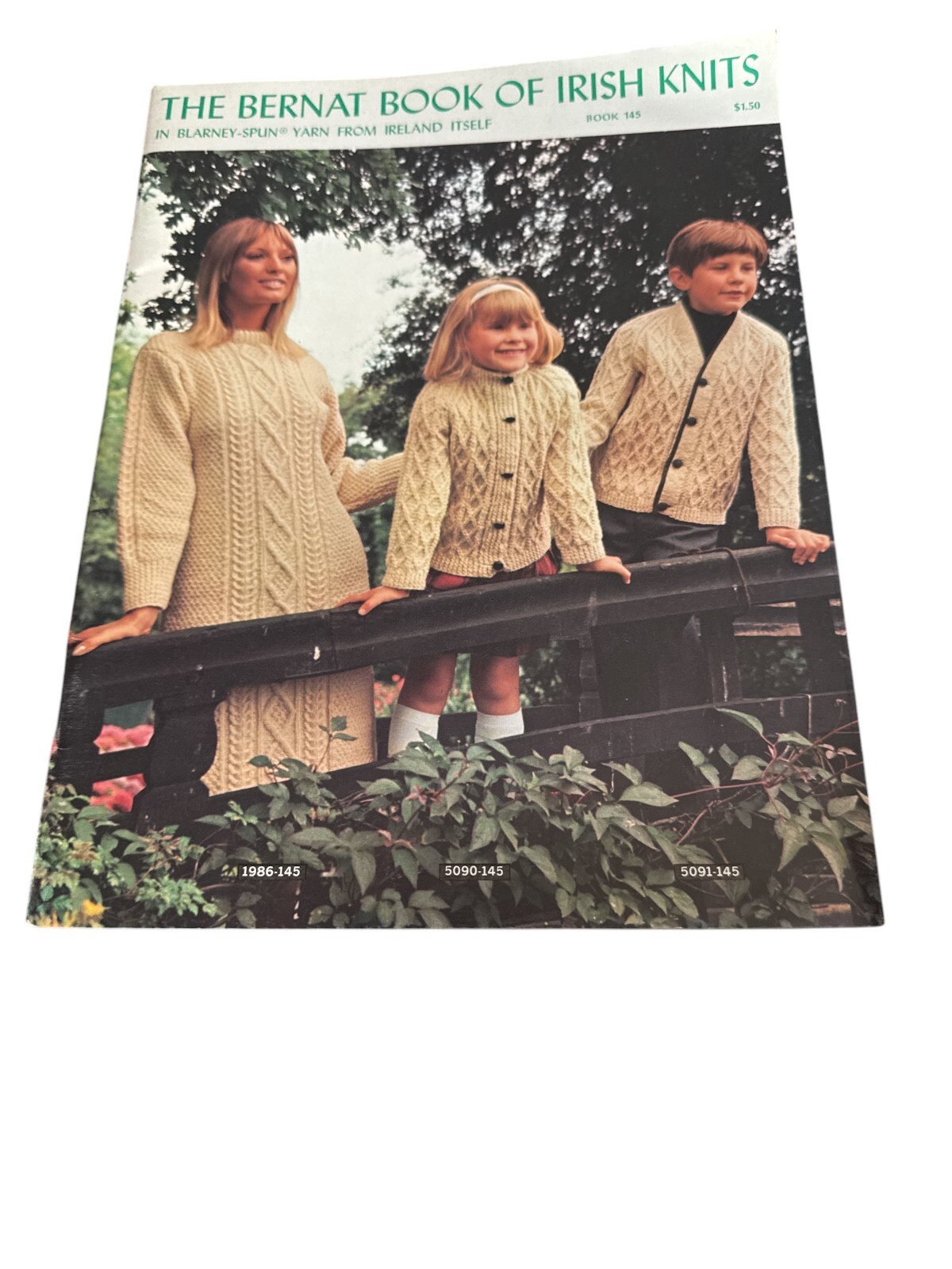 THE BERNAT BOOK OF IRISH KNITS IN BLARNEY YARN FROM IRELAND ITSELF BOOK 145 VTG