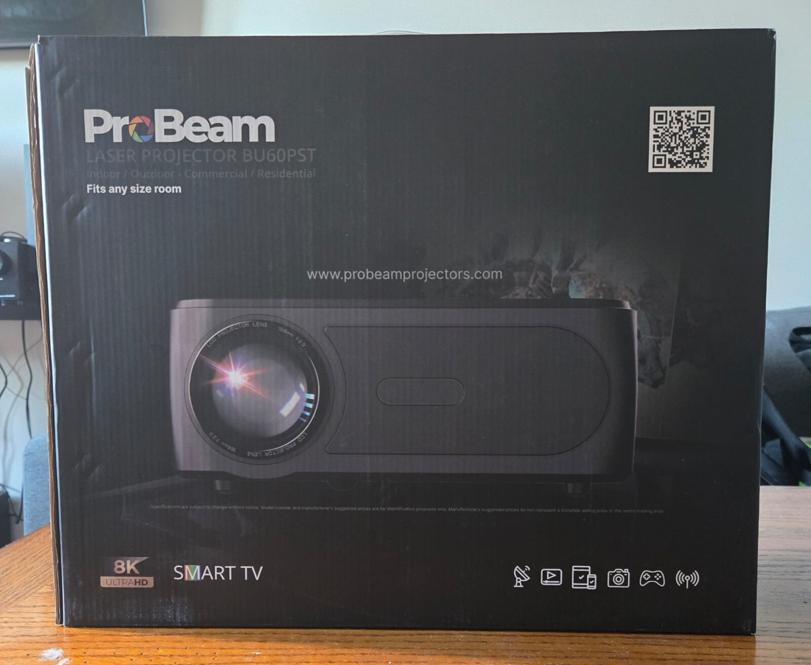 ProBeam BU60PST 8K 6200 Lumen Laser Projector/ Titan TNS-72 Brand New, Black