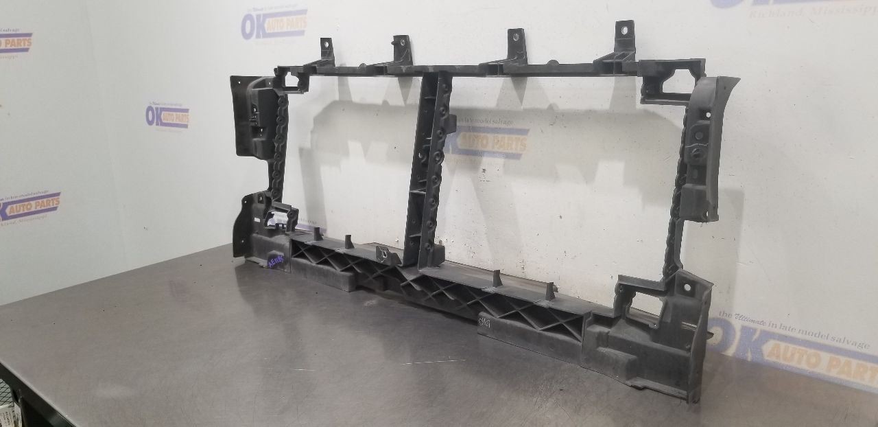 20 CHEVY SILVERADO 1500 AIR SHUTTER 5.3L