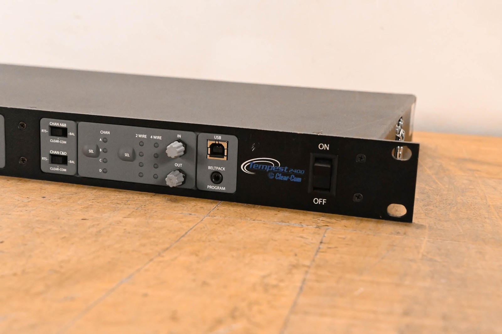 Clear-Com TMB44524INCC Tempest 2400 Wireless Intercom Base Station CG01LPZ