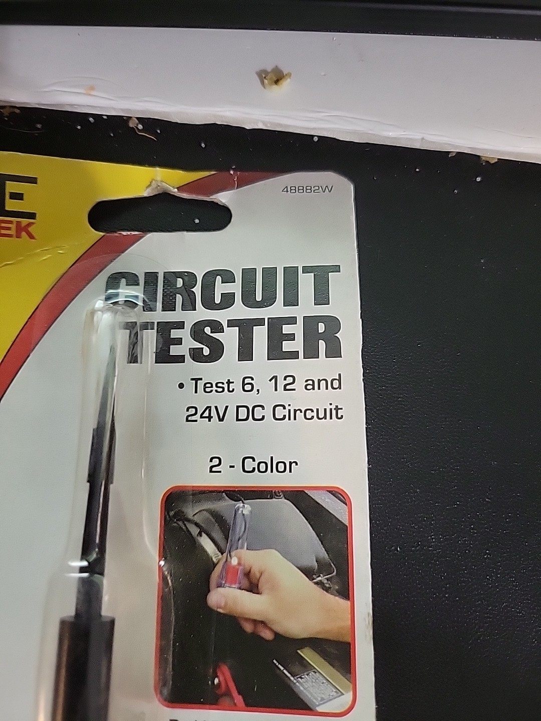Effortless Voltage Testing with E-Tek Circuit Tester - 6V/12V Compatibility
