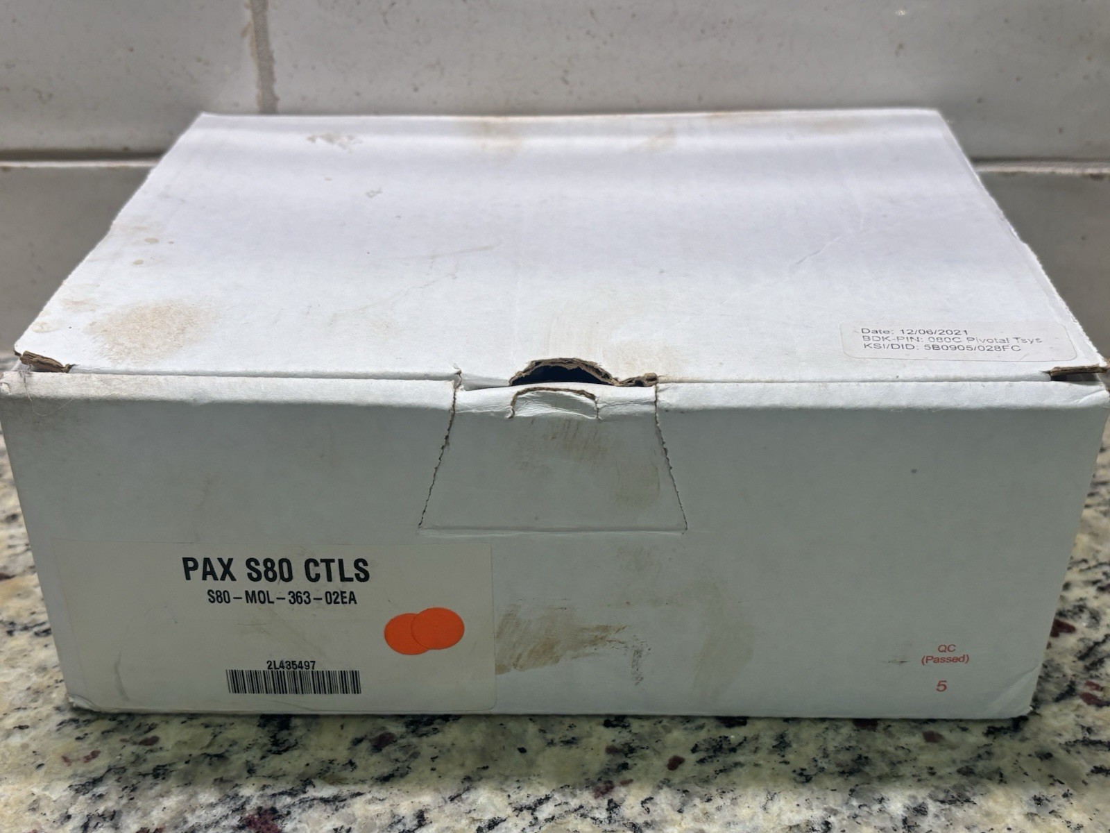 PAX S80 Credit Card Reader Terminal Unit w/ Cables & Receipt Tape Powers On EUC