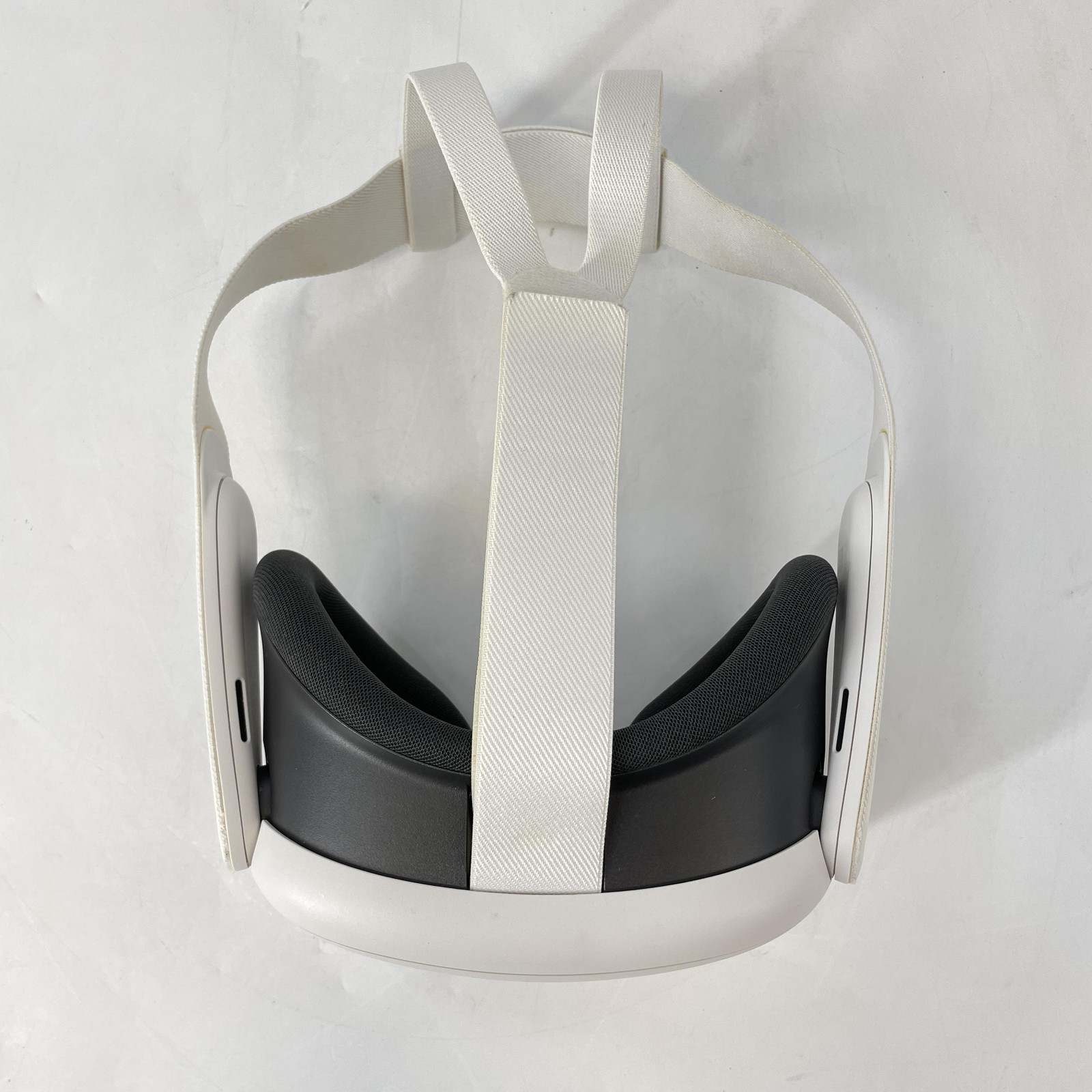 Meta Quest 3 VR Headset 512GB w/ Controllers/Regular Strap - Good