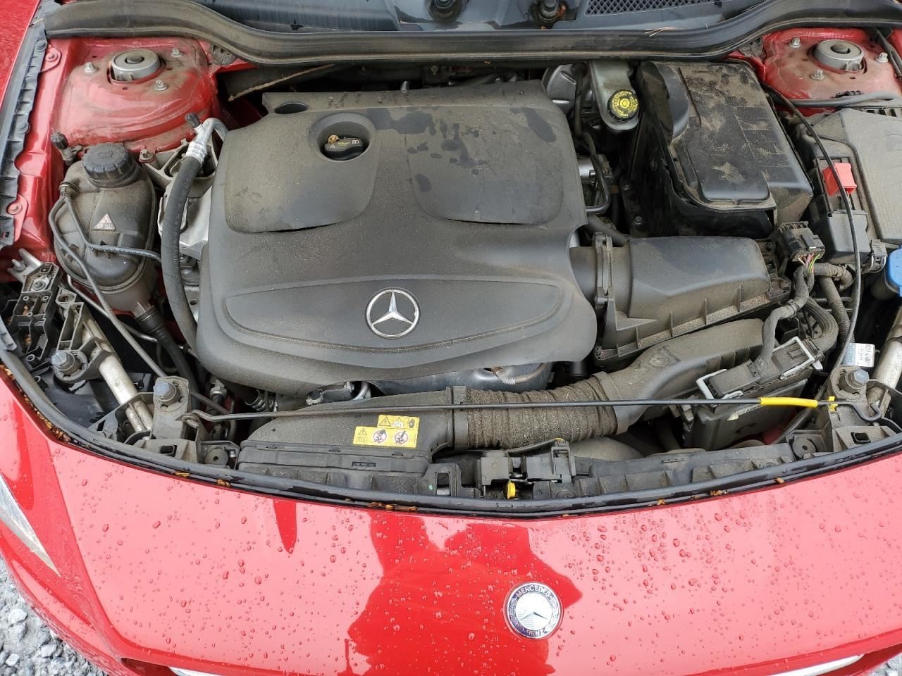 CLA250 2017 Glove Box 4934947