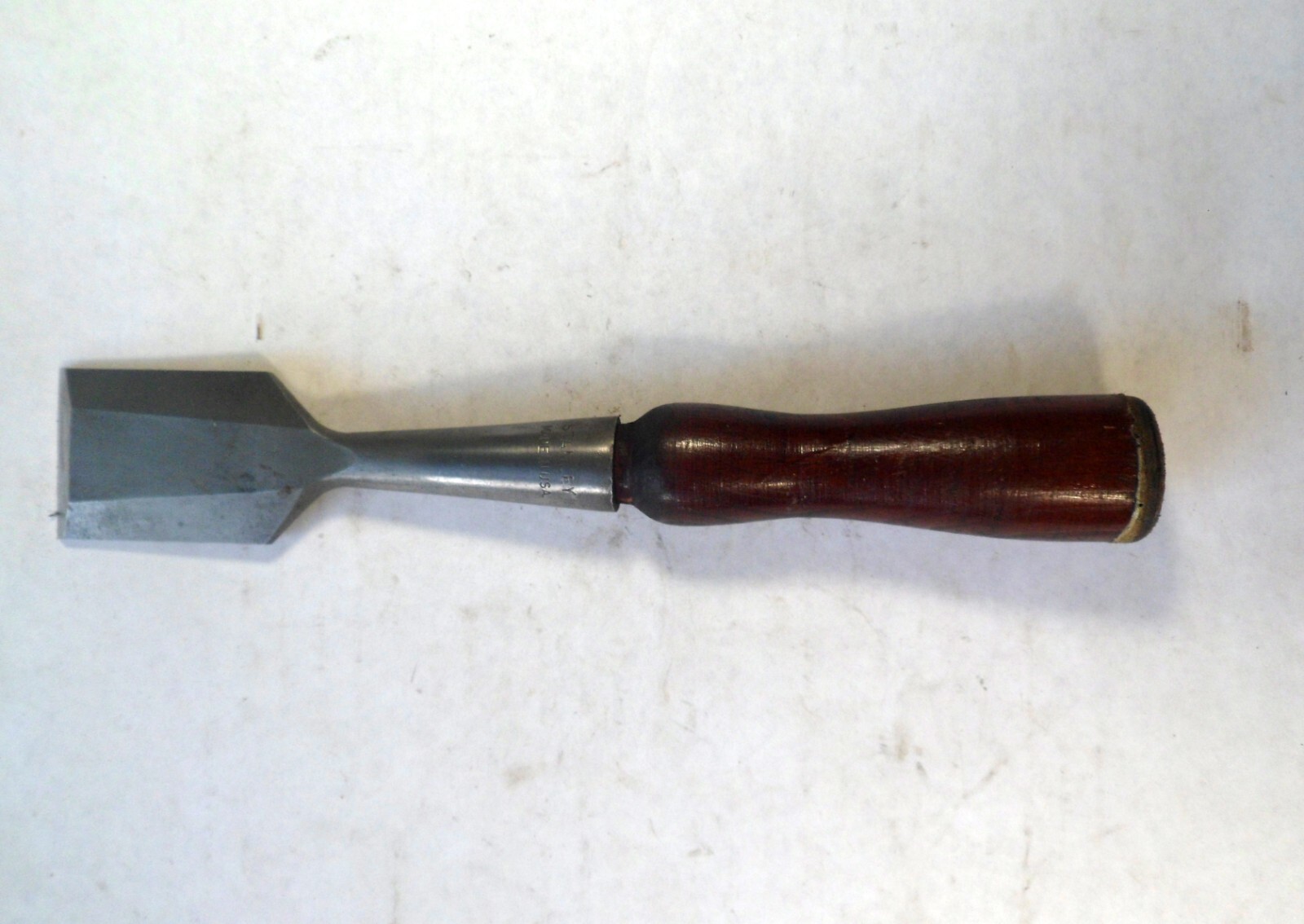 Stanley Bevel Edge Socket Chisel 1 1/2" Blade