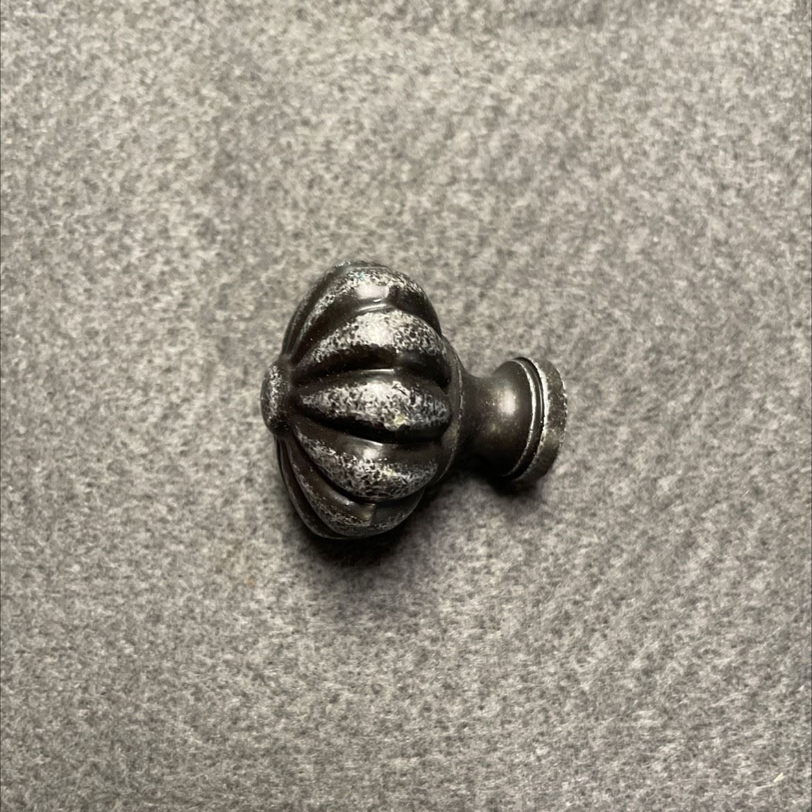1-1/3" Pumpkin Knob Antique Silver