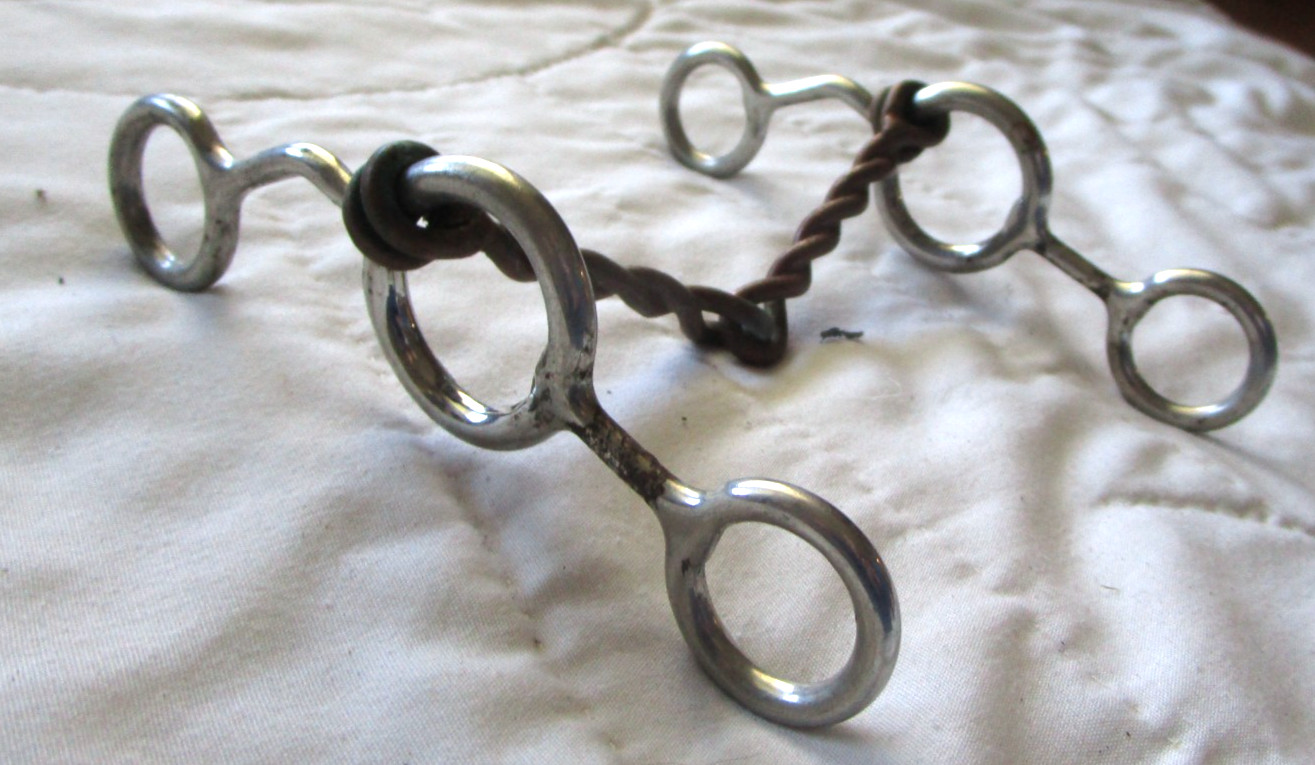 5" JUNIOR COWHORSE FAST TWIST SWEET IRON SNAFFLE BIT