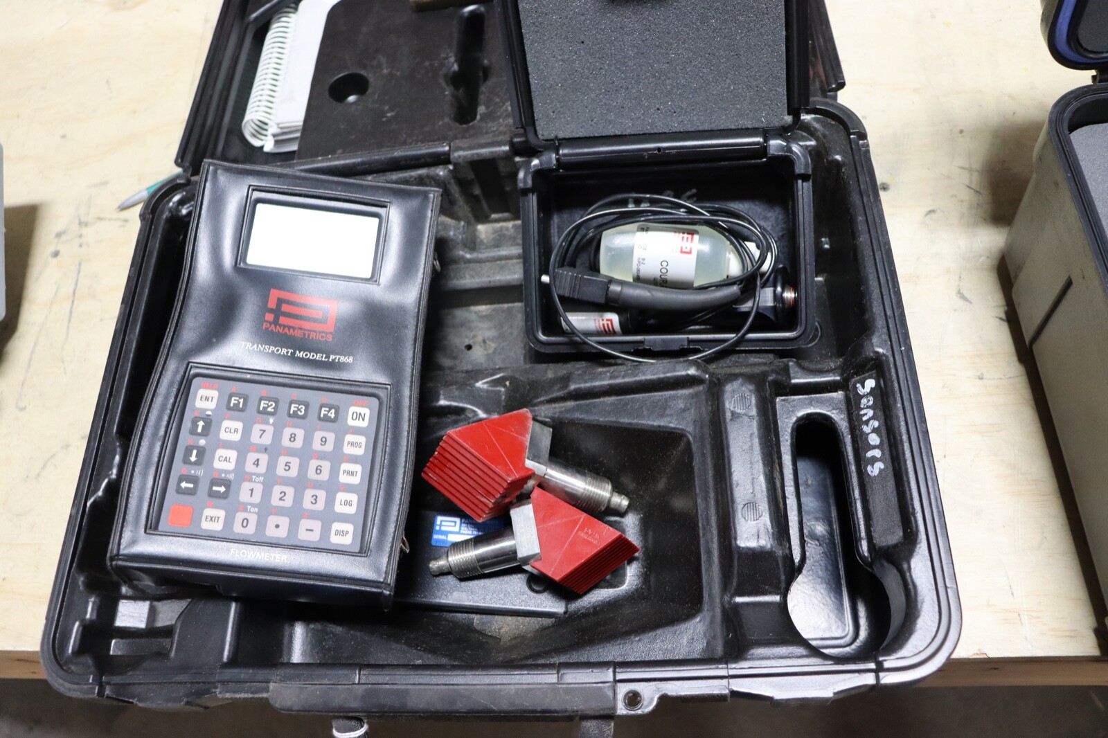 Panametrics Transport PT868  Portable Flowmeter + transducers WORKING