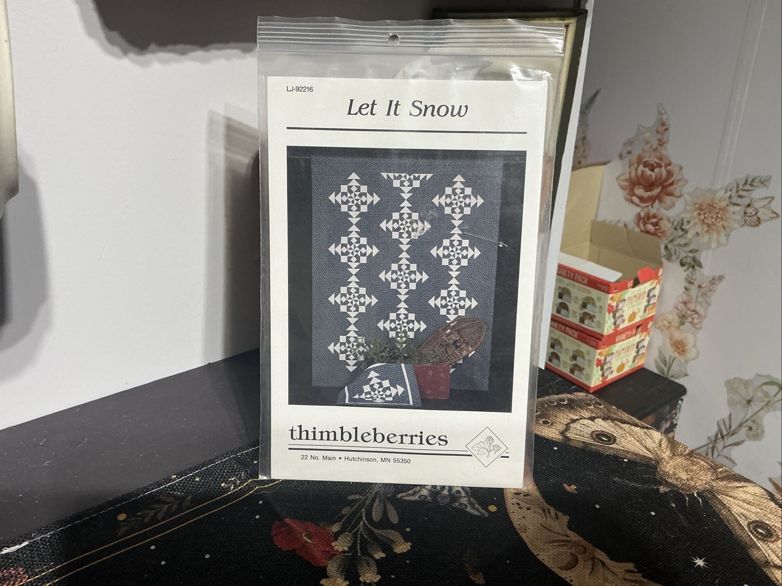 NEW 1990s Quilters Coop Sewing Pattern Let It Snow! Quilt 42x42 Vintage