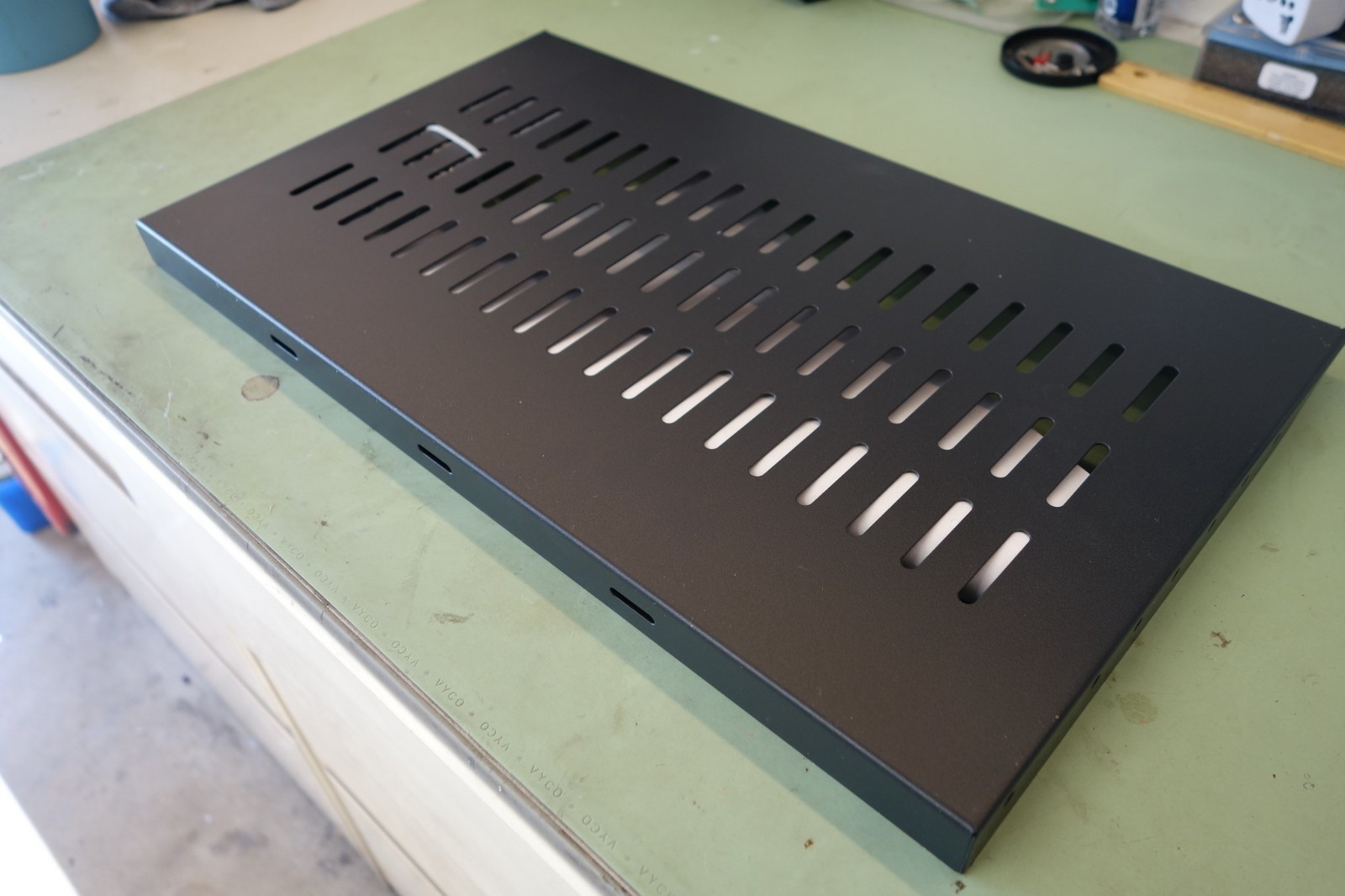 Rack shelf for 19" rack