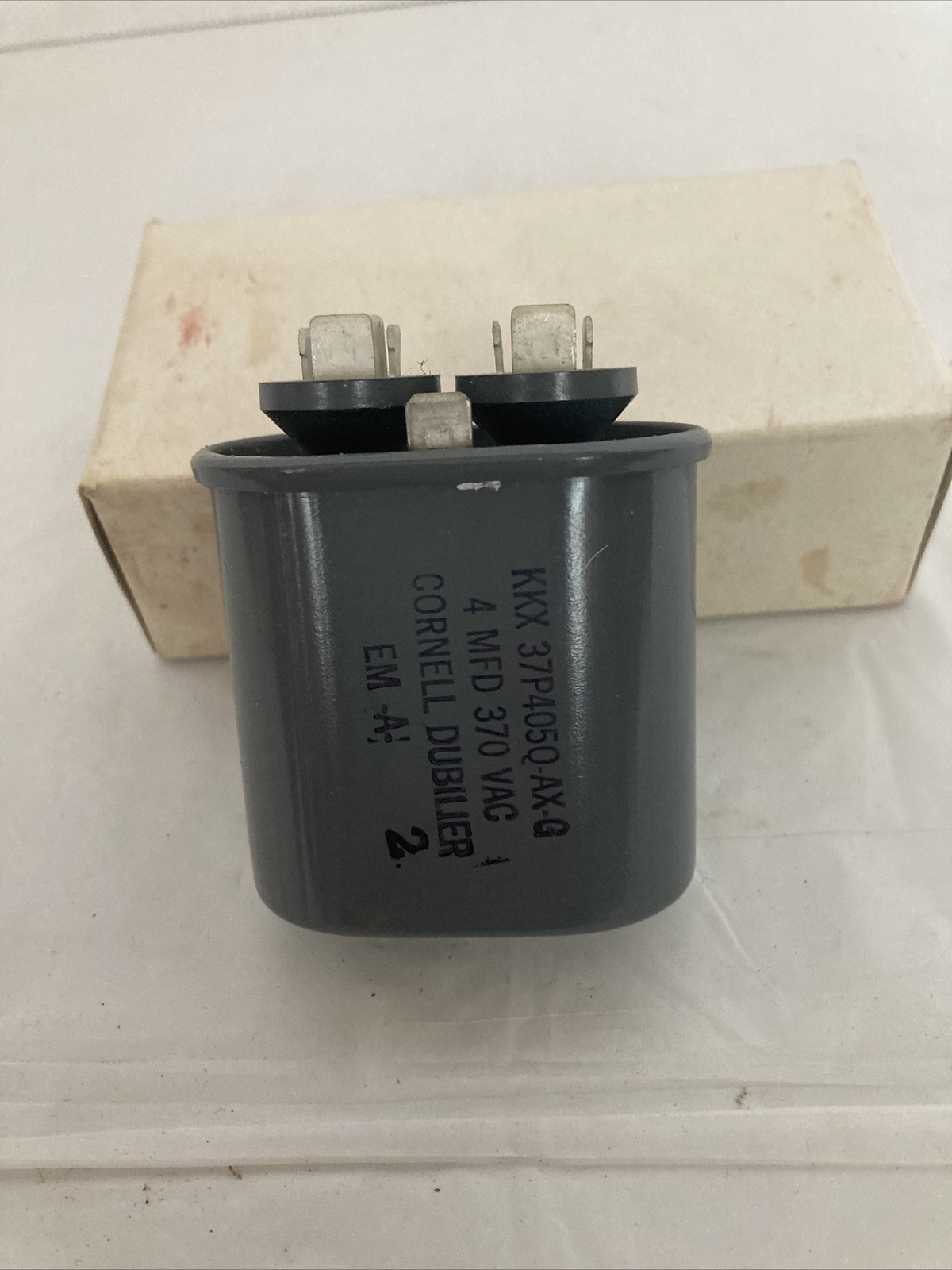 HI-TORQ CAP KKX -4-37A Run Capacitor  370VAC 50/60Hz