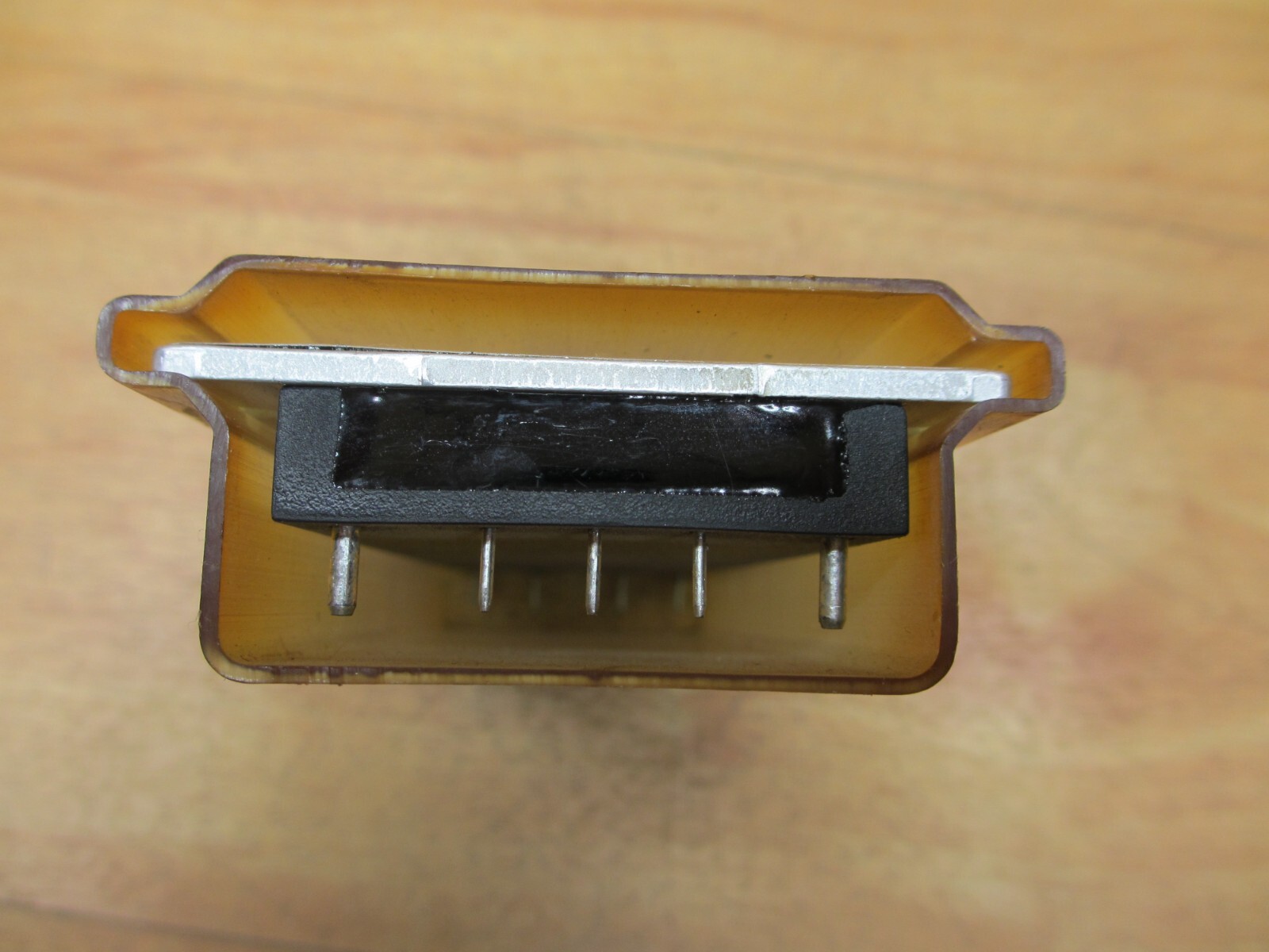 Vicor VI-151 *NEW* DC-DC Converter 135-12VDC