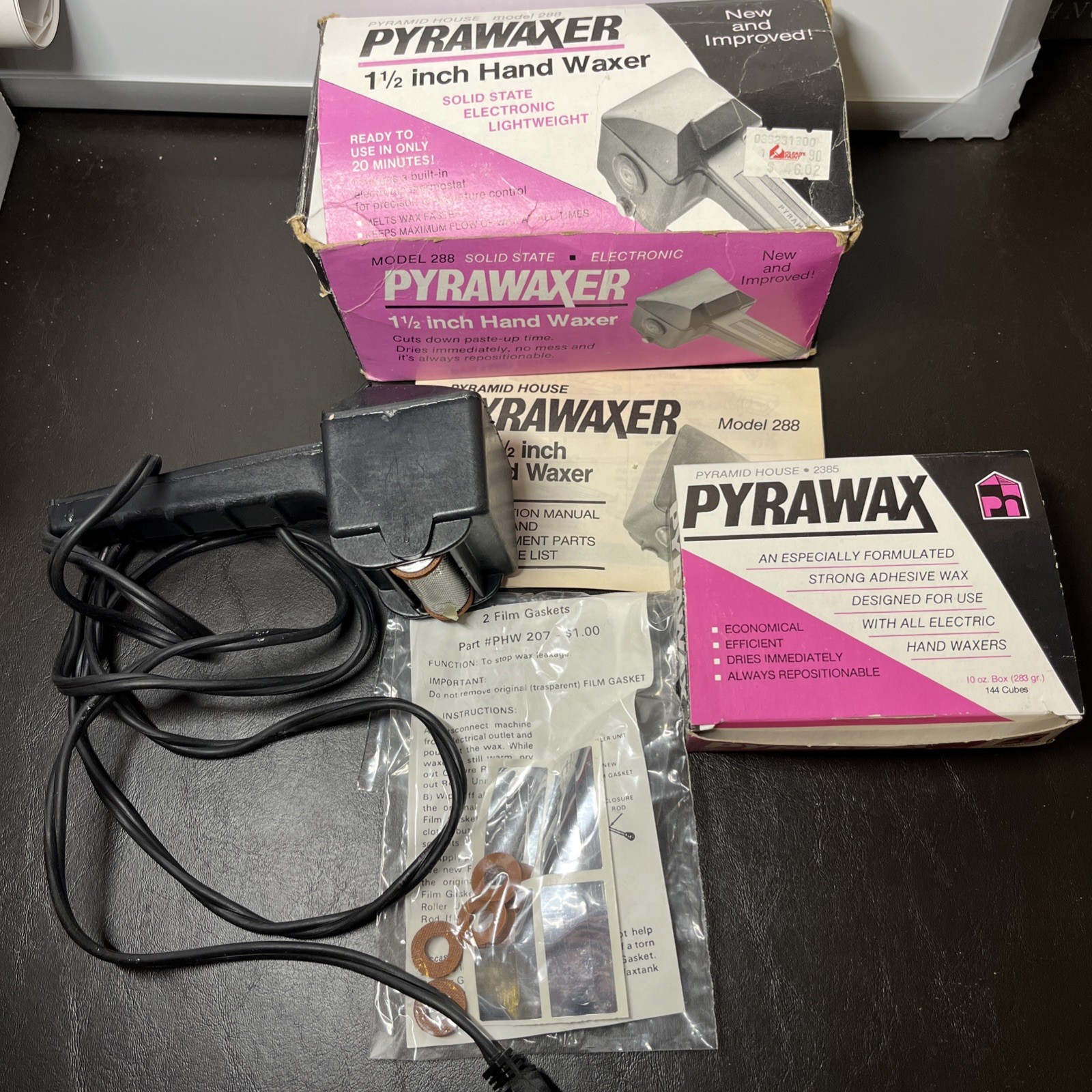 Pyramid House Pyrawaxer 1.5 inch hand waxer model 288 with wax & film gaskets