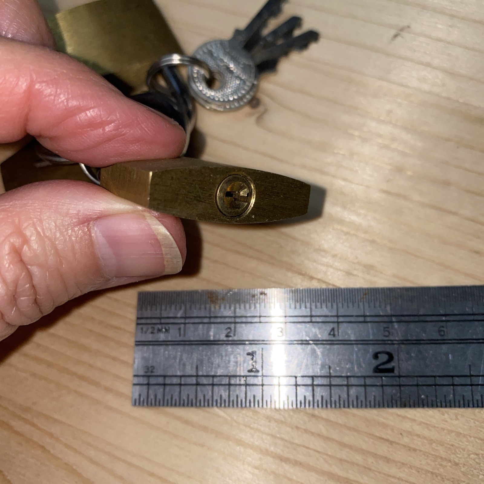MasterLock (2” tall) & 3 small locks w keys. Travel. Suitcase? Silver Padlocks