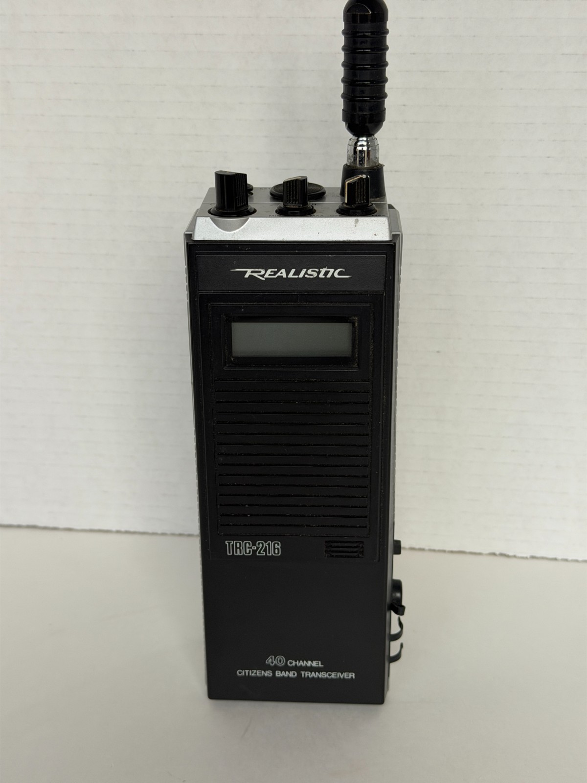 Realistic TRC-216 Handheld CB Radio, 40 Channel, Great Condition!  PARTS ONLY