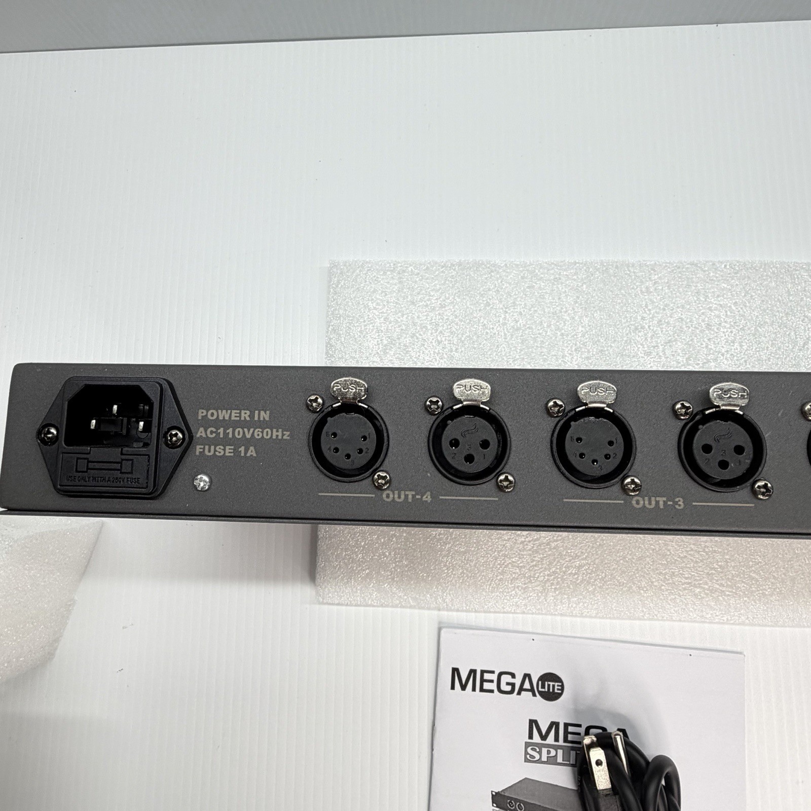 MEGA-LITE MC1060 Mega Splitter DMX Stage Lighting Control