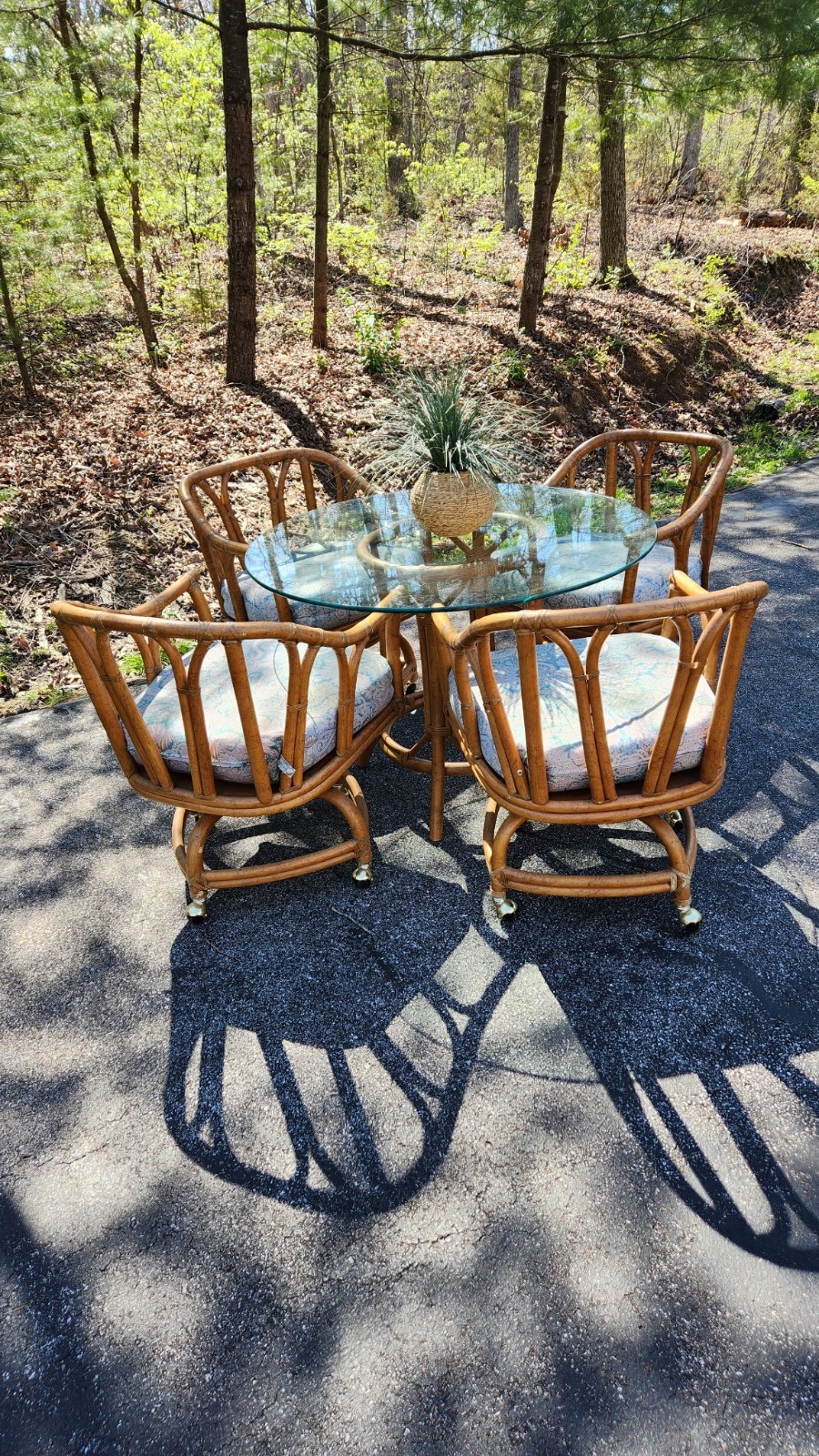 Ficks Reed Rattan Mid Century Dining Set With 4 Chairs& Glass Top Round Table