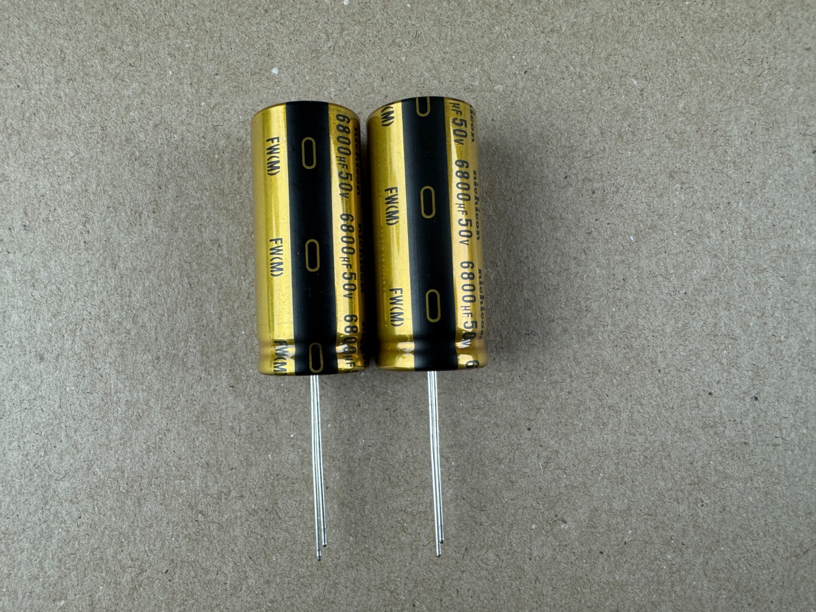 2 New Replacement Main Capacitors Harman-Kardon 330i Nichicon 6800 uf 50v 22mm