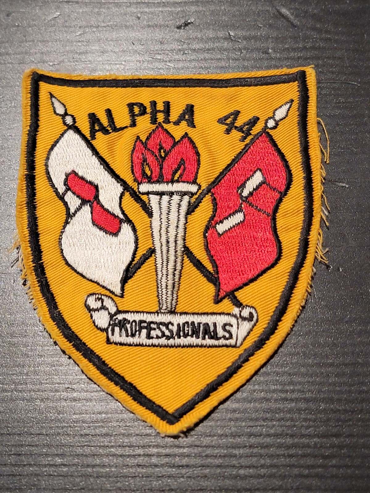 Reproduction Vietnam US Army 44 Signals Battalion Patch 563