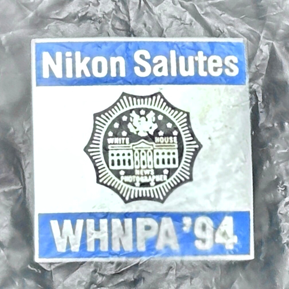 94' NIKON SALUTES the WHITE HOUSE News Photographers Association WHNPA Pin