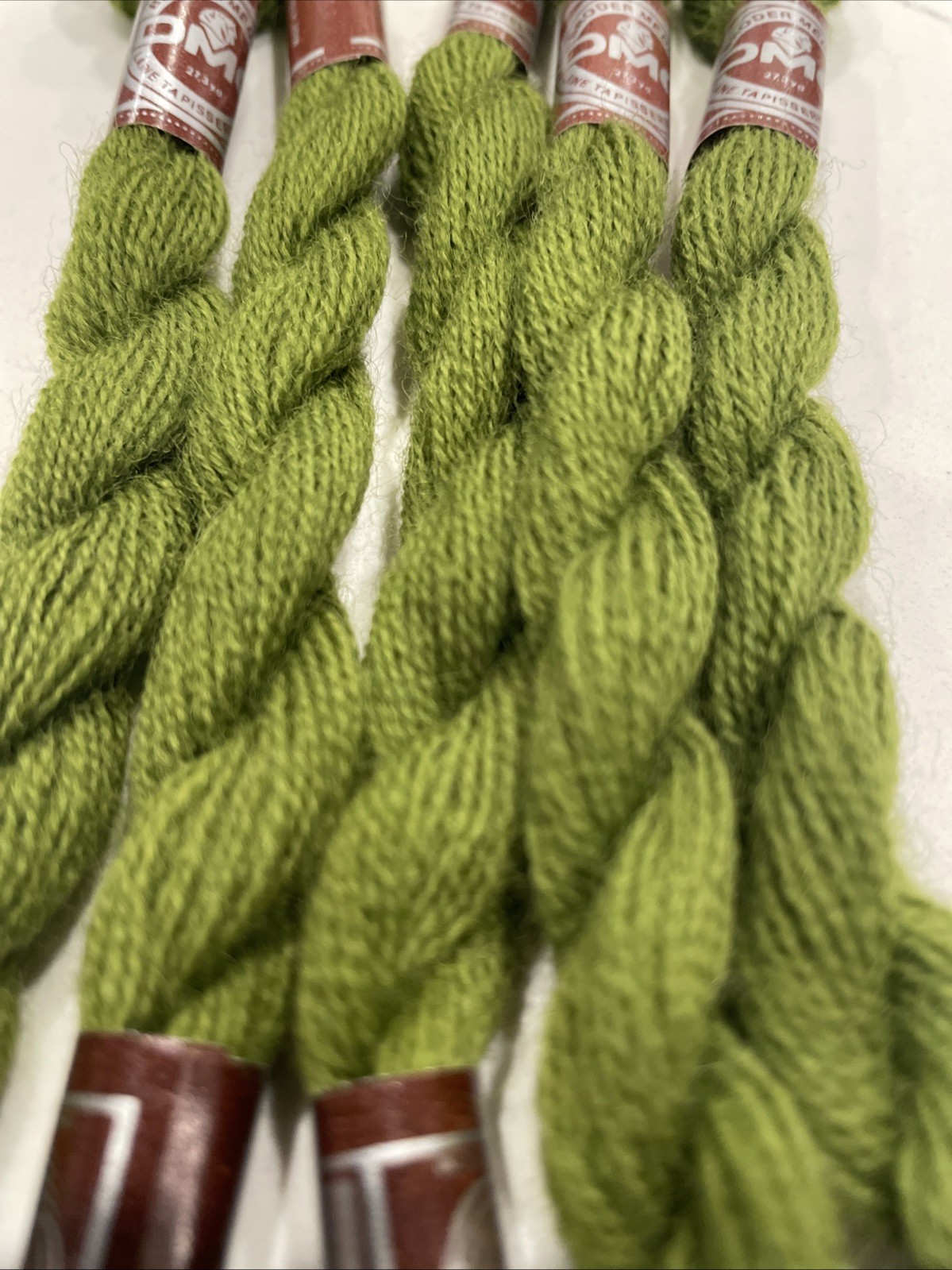 DMC 8418 Broder Medicis Laine Tapisserie 25 Meter Skein 1x Wool DISCONTINUED