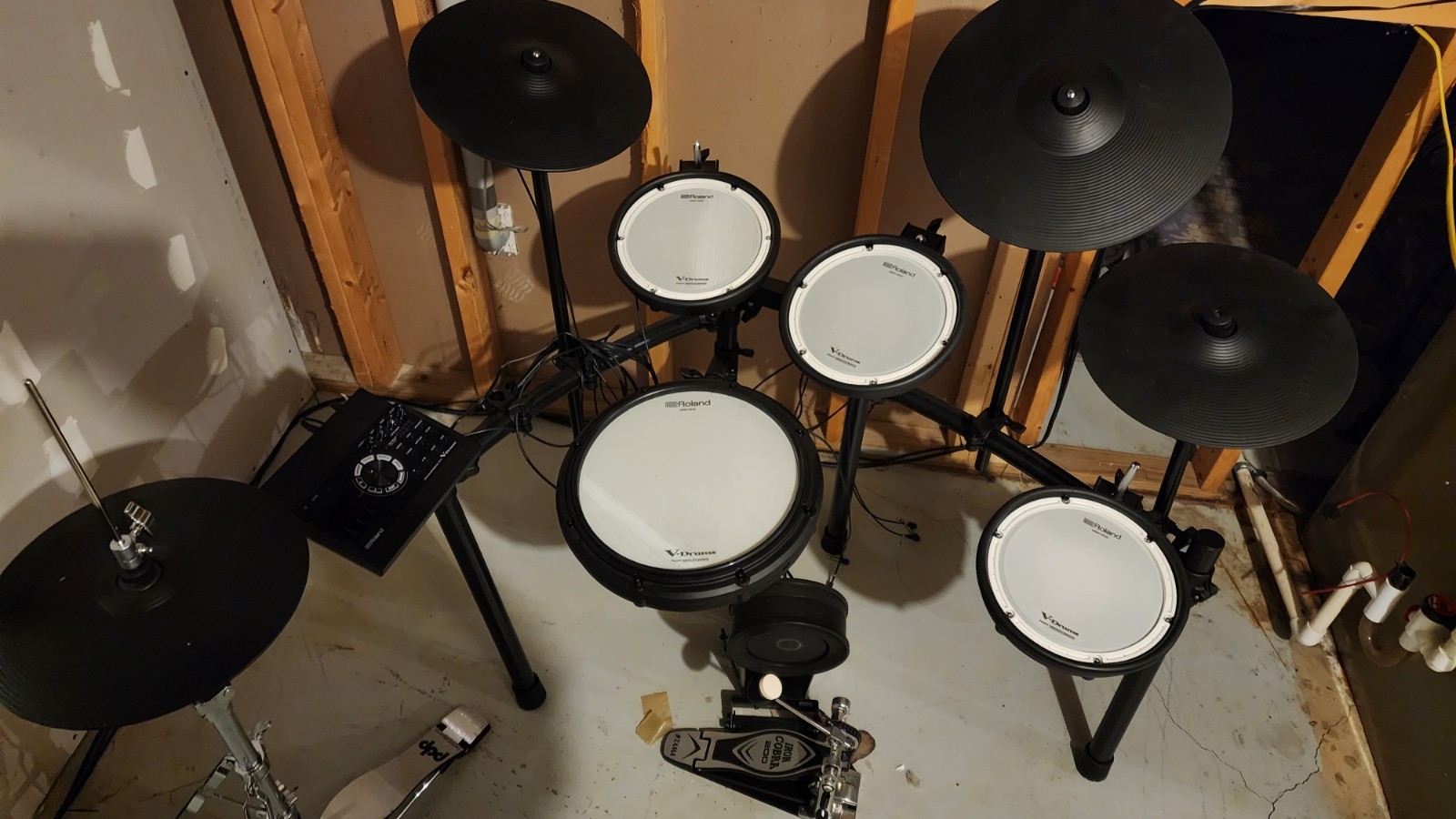 Roland V-Drums TD-17KVX2 Electronic Drum Kit w/ Mesh Heads, USB, 5 Pads, 8pc.