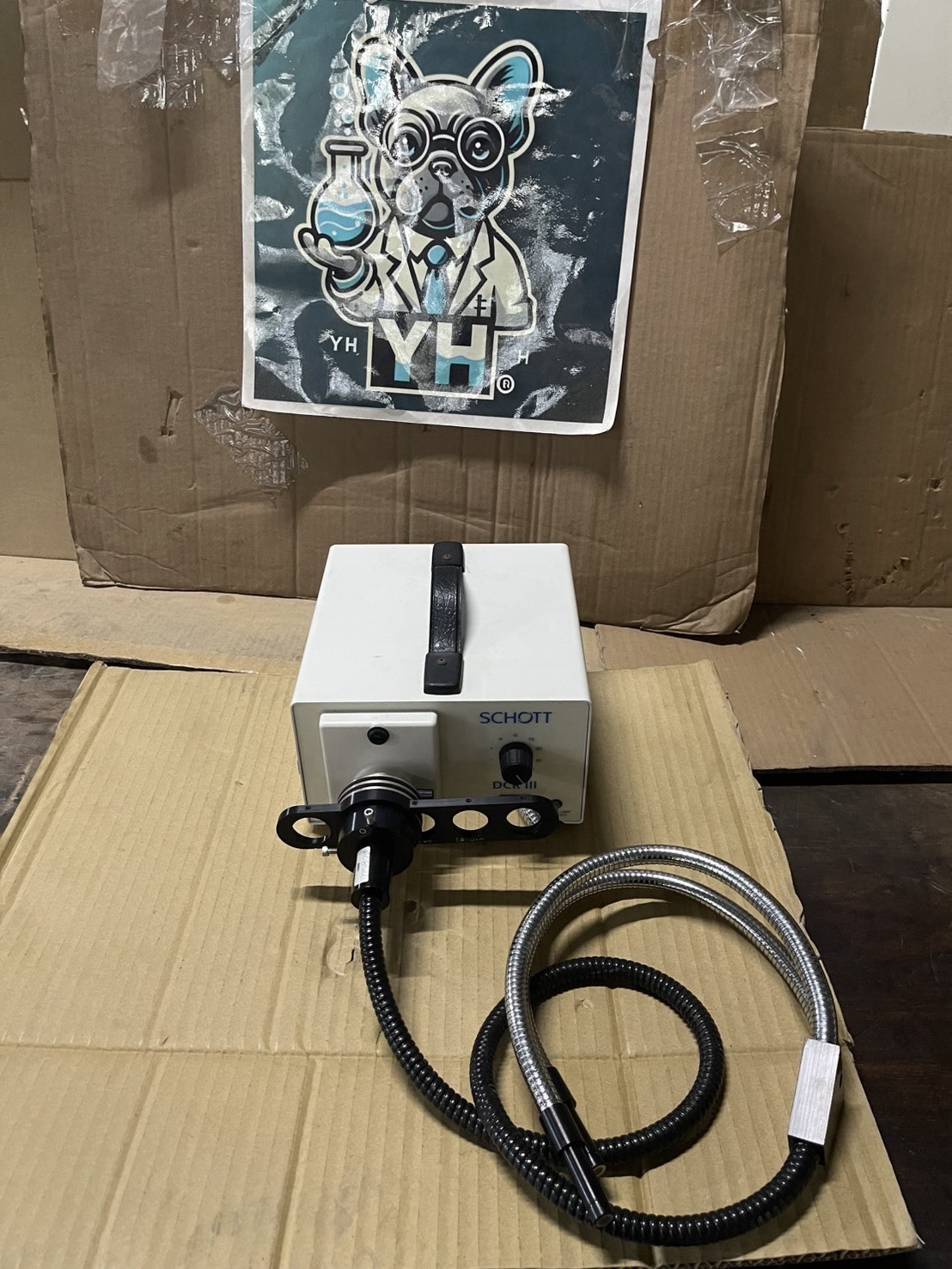 SCHOTT DCR III Fiber Optic Light Source w/ Dual Gooseneck + Color Filters Tested