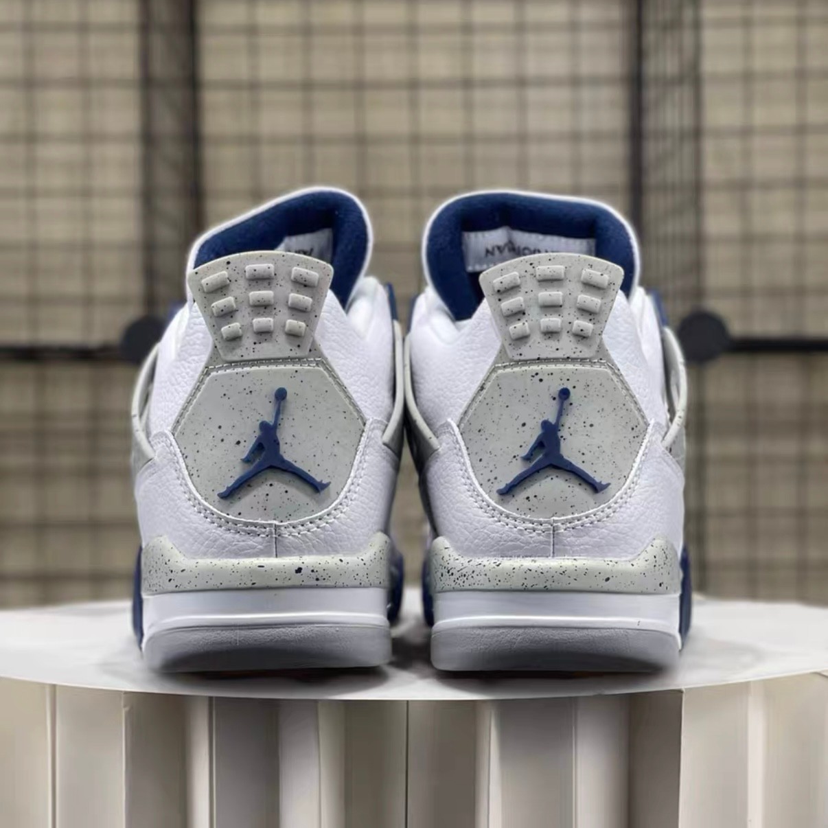 Air Jordan 4 "Midnight Navy" Men's Mid Top Retro Basketball Shoes