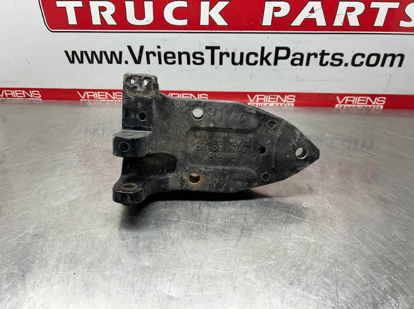 PETERBILT 105480 CAB MOUNT BRACKET