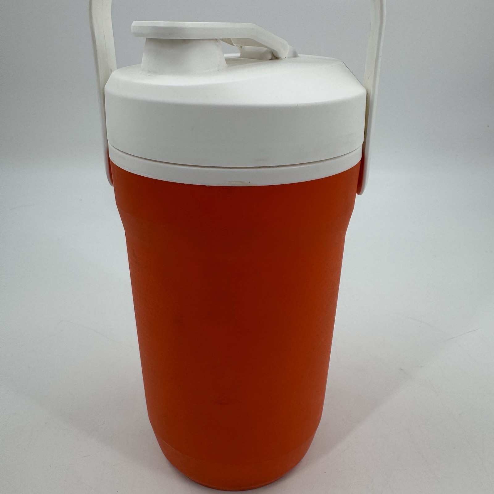 Gatorade Orange 64oz (1/2 Gallon) Cold Beverage Performance Jug Cooler