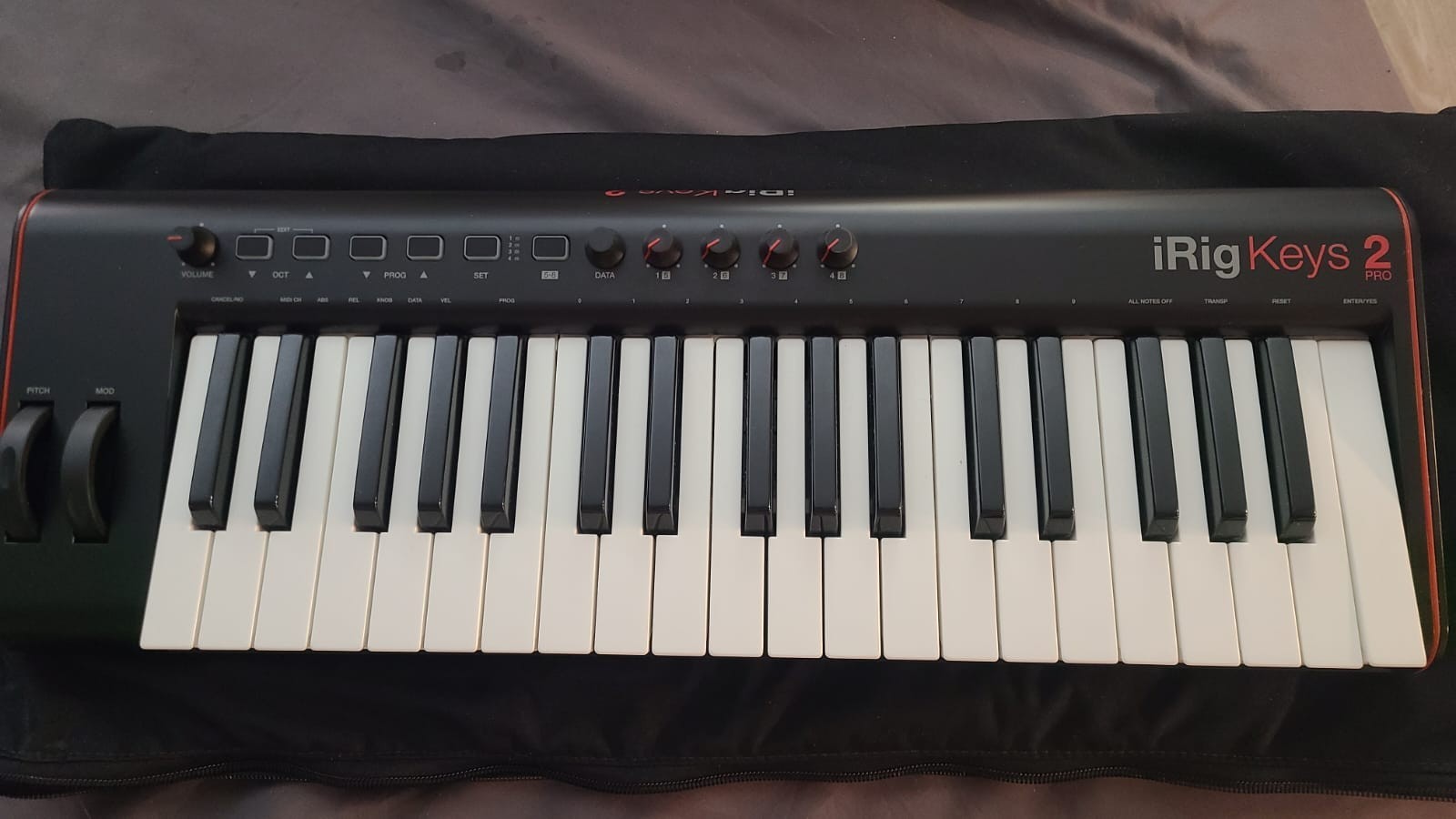 iRig Keys 2 Pro Full-Sized 37-Key MIDI Keyboard Controller With custom case