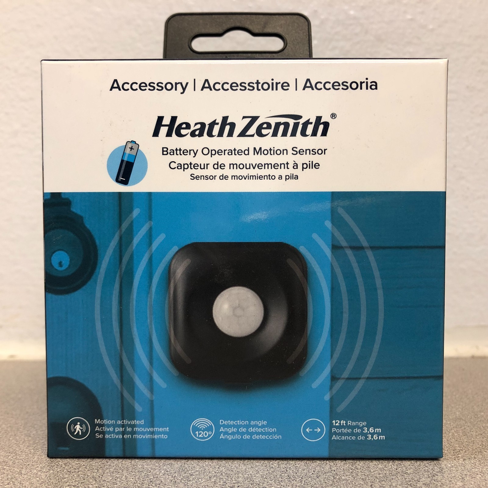 Heath Zenith 18000207 Smart Black/White Wireless Motion Sensor w/Light