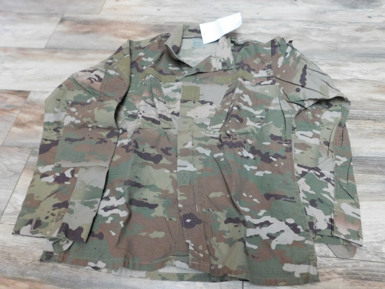 US ARMY OCP FLAME RESISTANT COAT SZ MEDIUM -REGULAR NEW