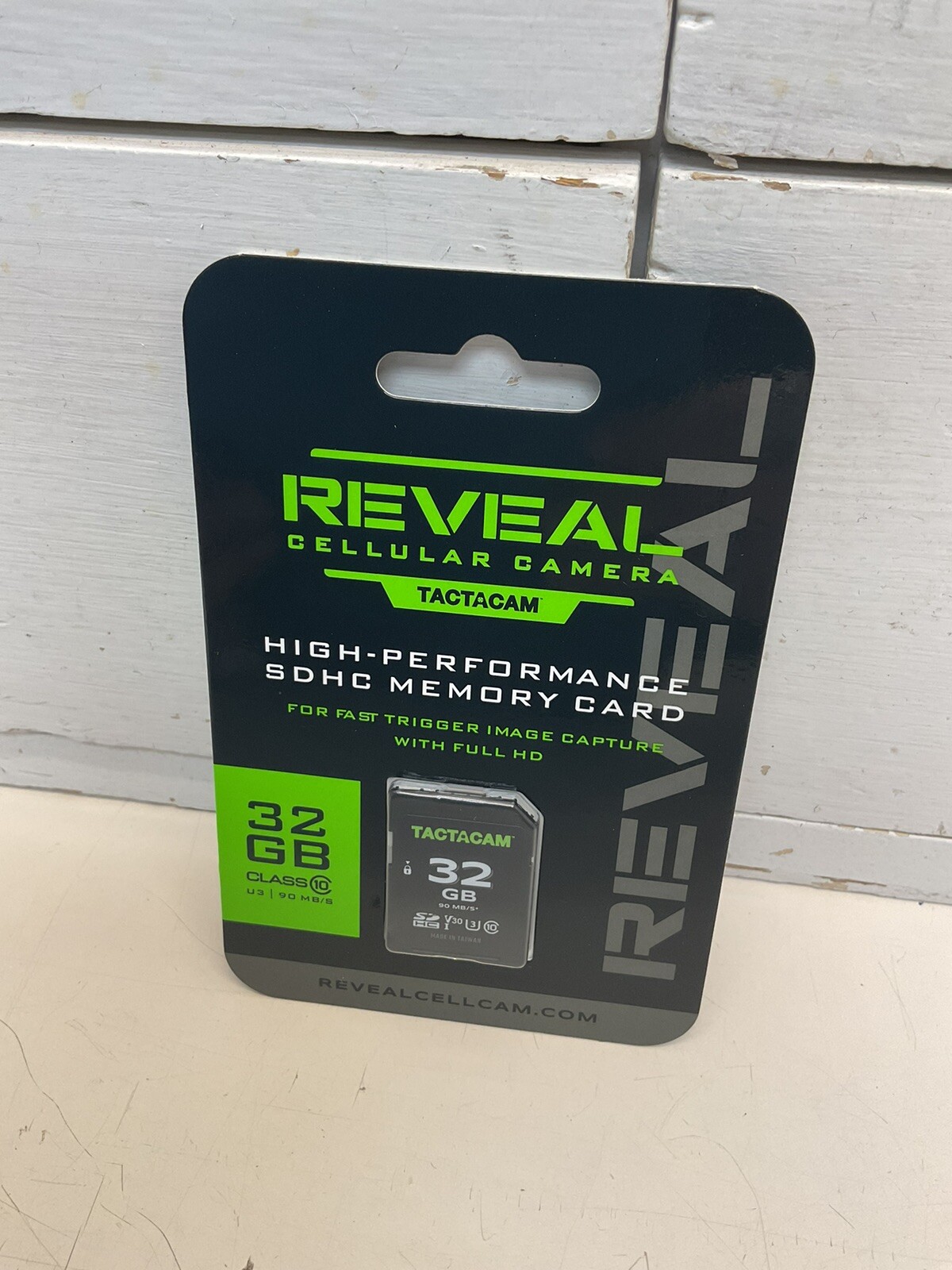 Tactacam Reveal Full Size 32 GB SD Card Class10 (Single) New sealed