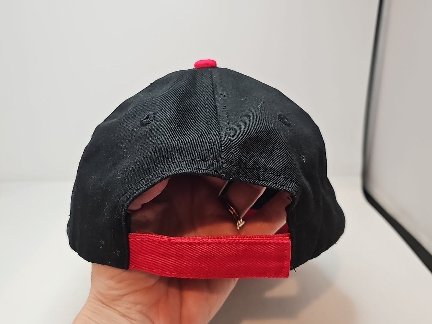 Marvel SPIDERMAN Embroidered Youth Cap Hat Snapback