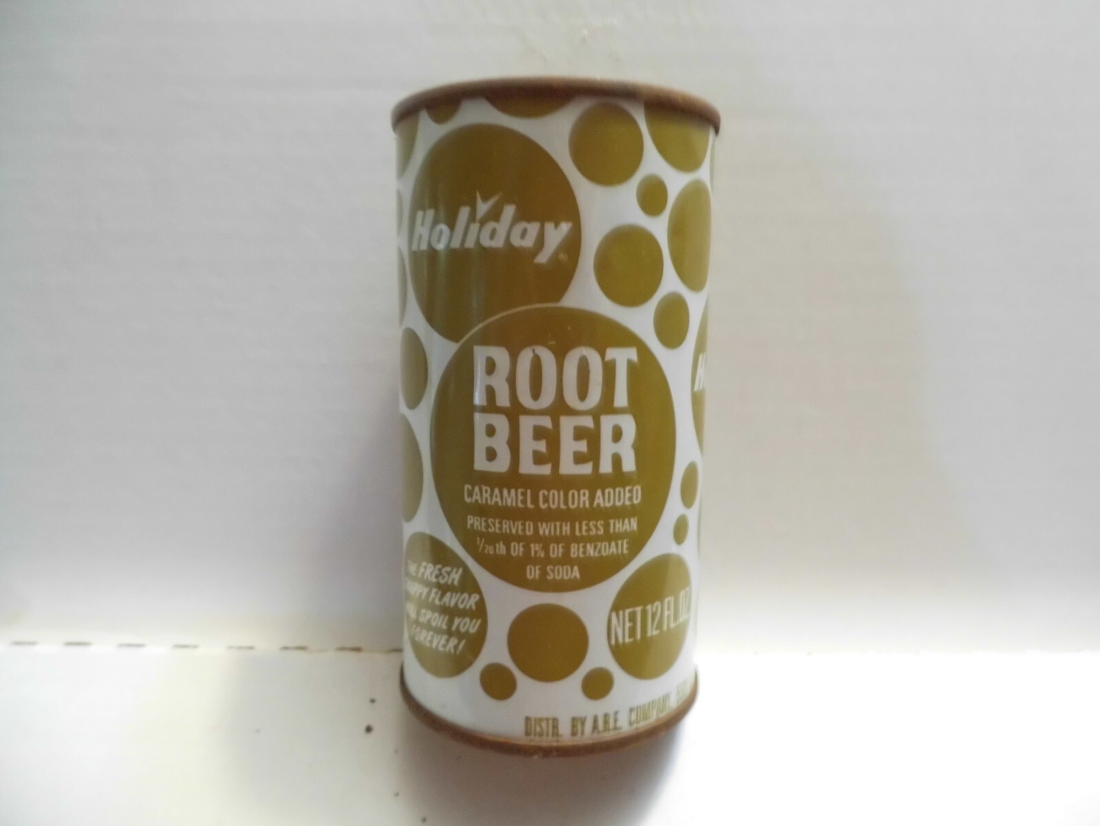 HOLIDAY ROOT BEER F/T SODA CAN~A.R.E. CO.,BLOOMINGTON,MINN