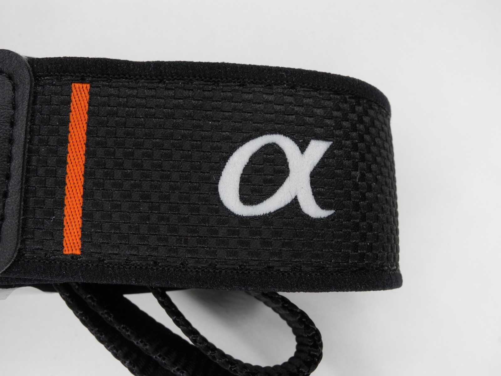 NEW Sony 1 1/8" Camera Neck Strap For Mirrorless E Mount / Alpha A Mount DSLR