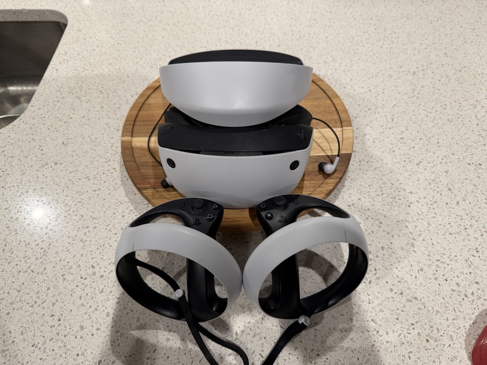 Sony PlayStation PS VR2 Corded Headset & Sense Controllers White UD ‼️ READ ‼️
