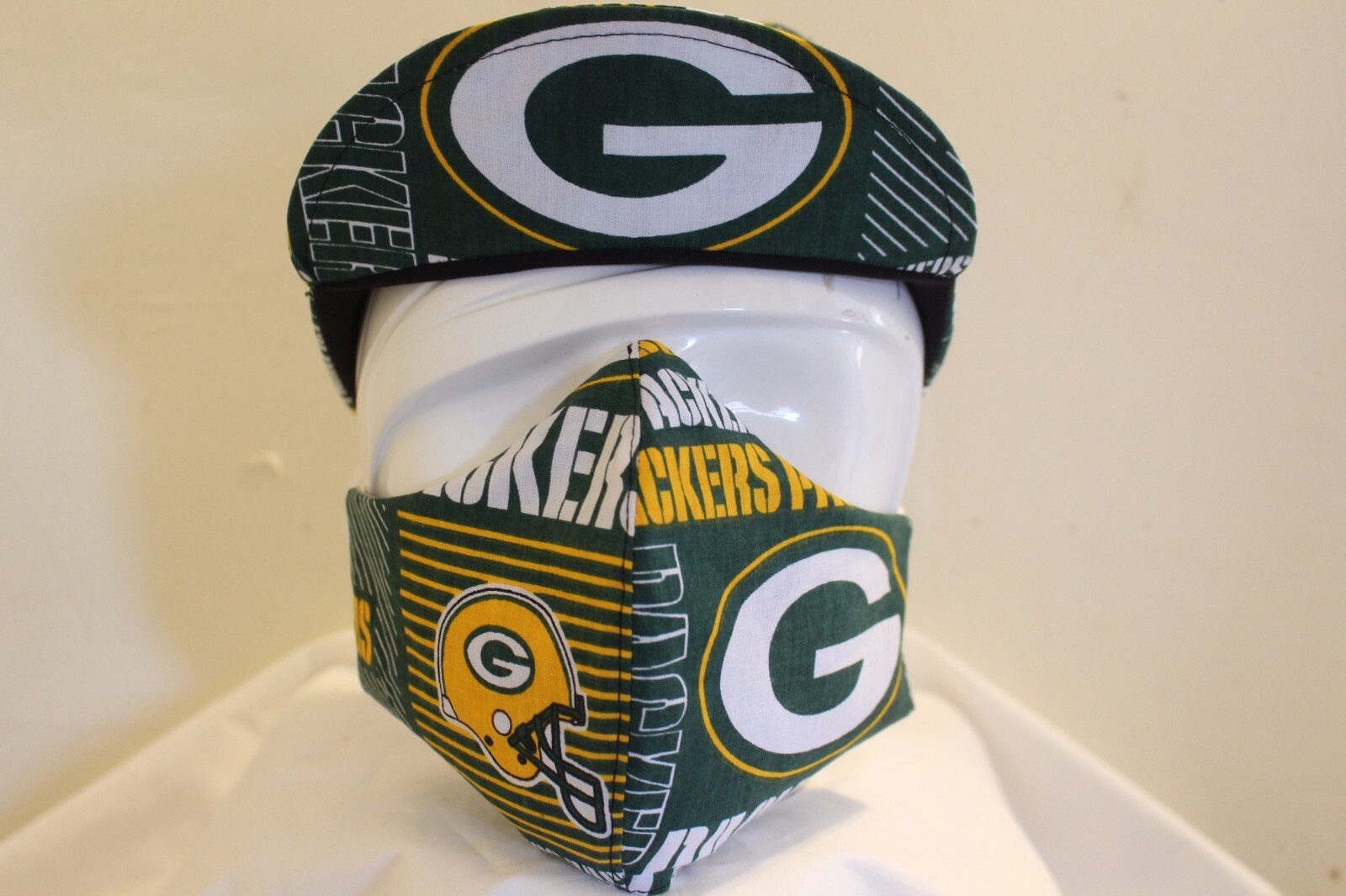 CYCLING CAP GREEN PACKERS  W/ FACE MASK 100 % HANDMADE IN USA L M S