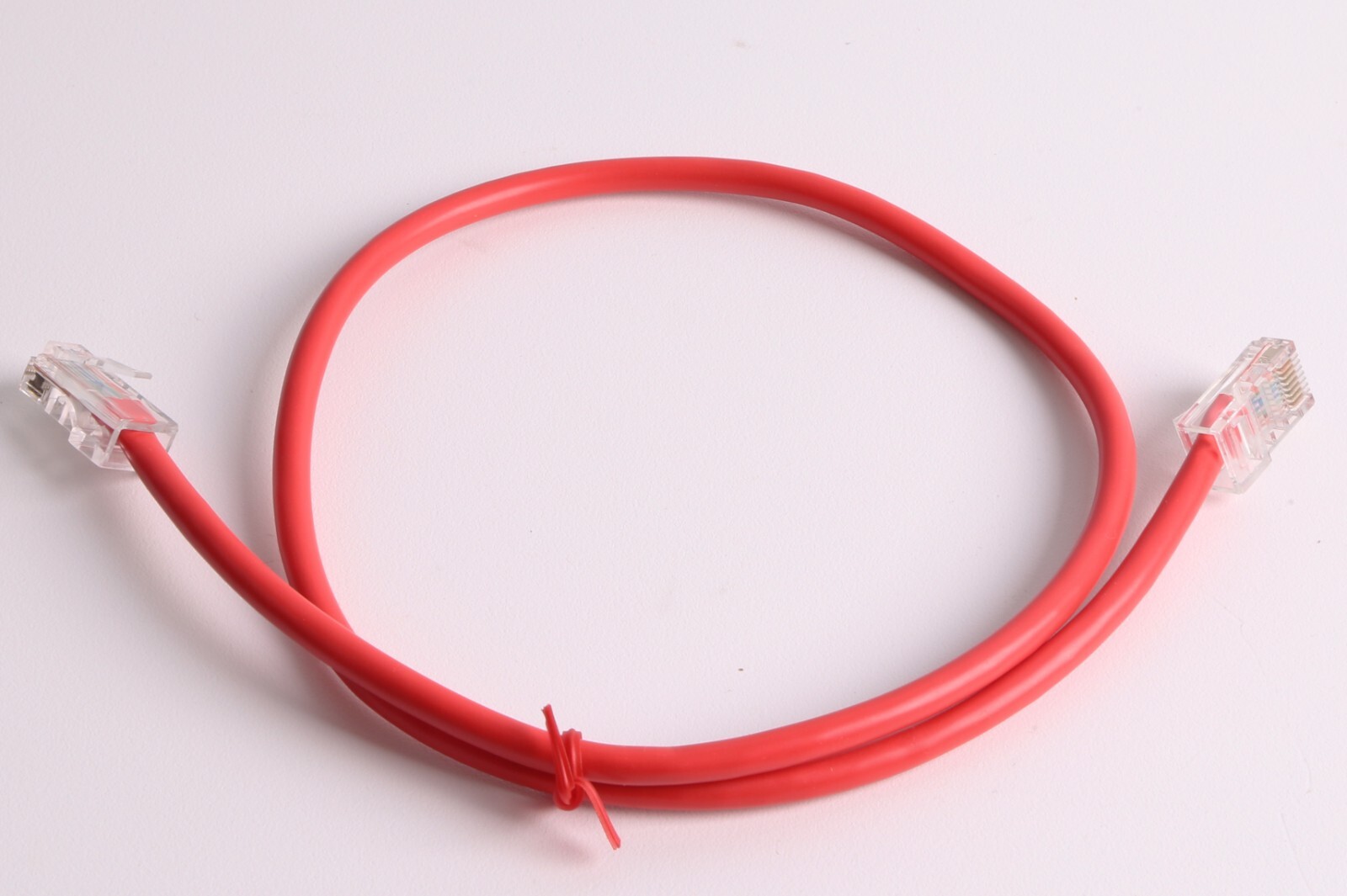 CAT5E Patch Cable; RJ45M to RJ45M, Non-Booted, 2ft, Red 10-Pack (New)