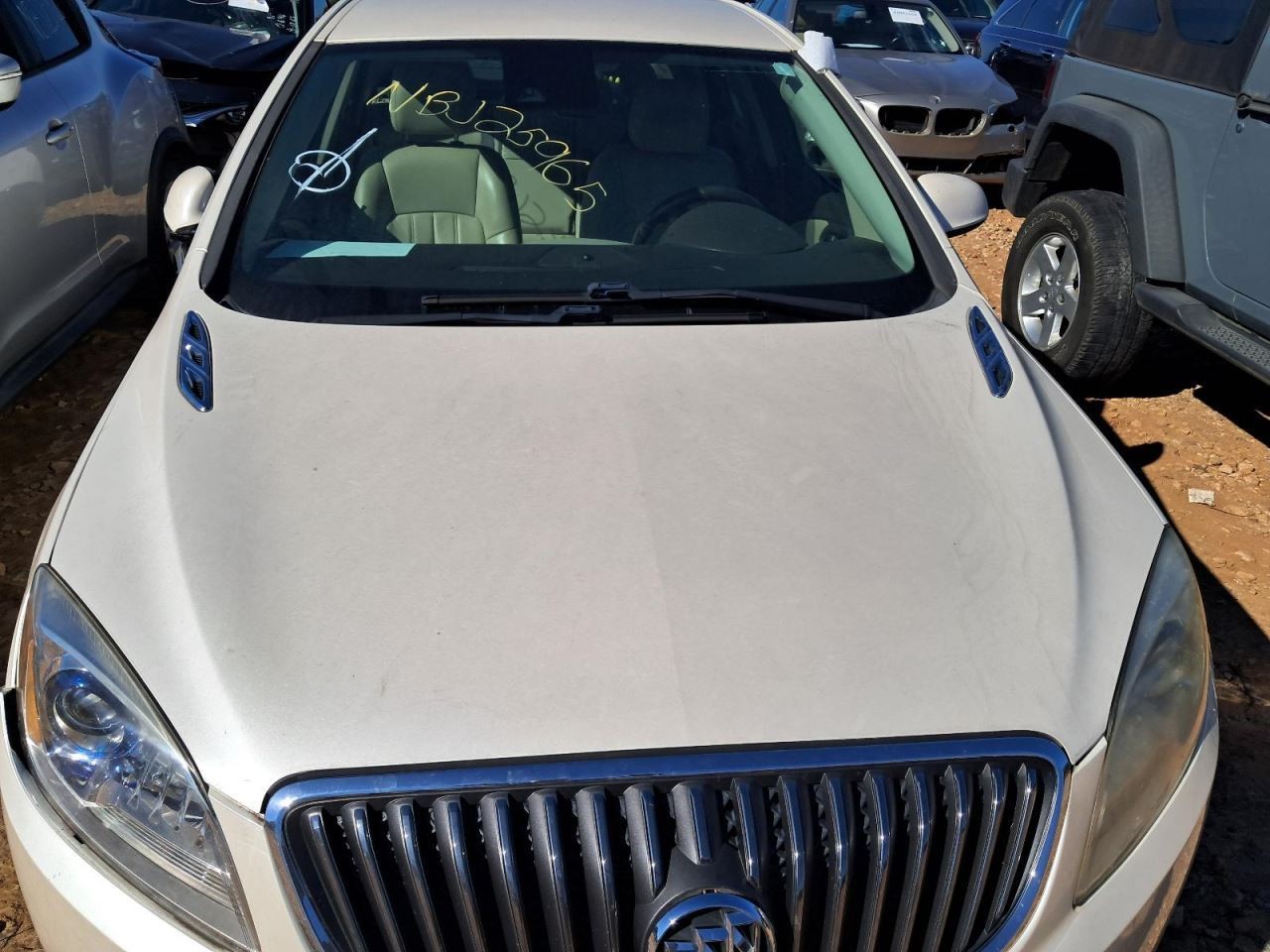 VERANO 2015 Glove Box 4854650