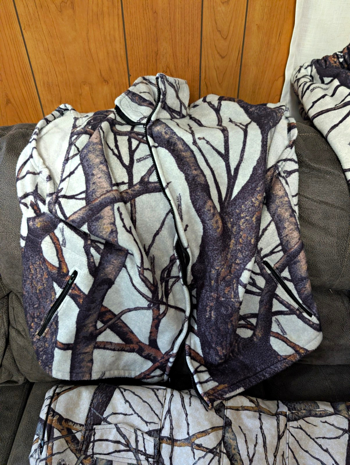 Skyline Camo Men's 3XL Regular Polyester Fleece  Camo Vest And Insulated Pants