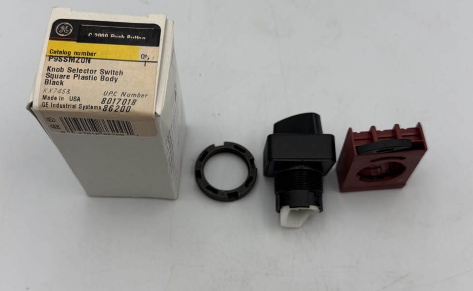 General Electric P9SSMZ0N 86200 Knob Selector Switch, 3-Positions Fixed