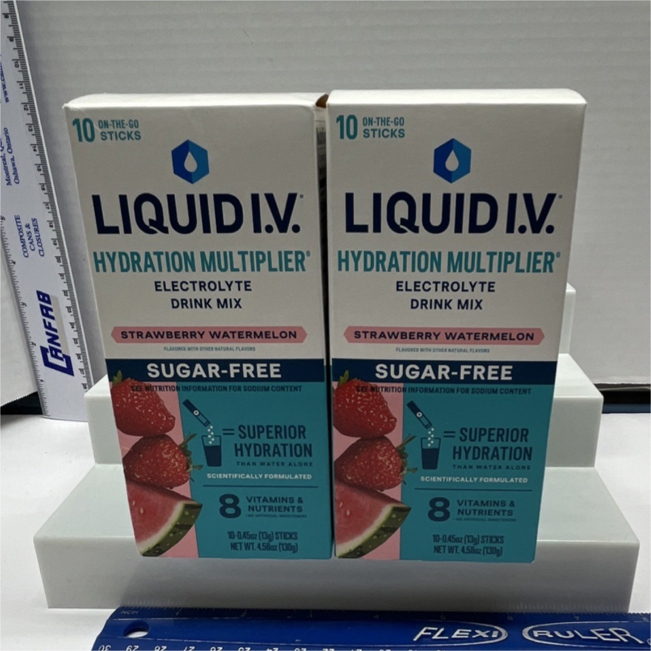 Liquid IV Hydration Multiplier Electrolyte Drink Mix Strawberry Watermelon 20 S…