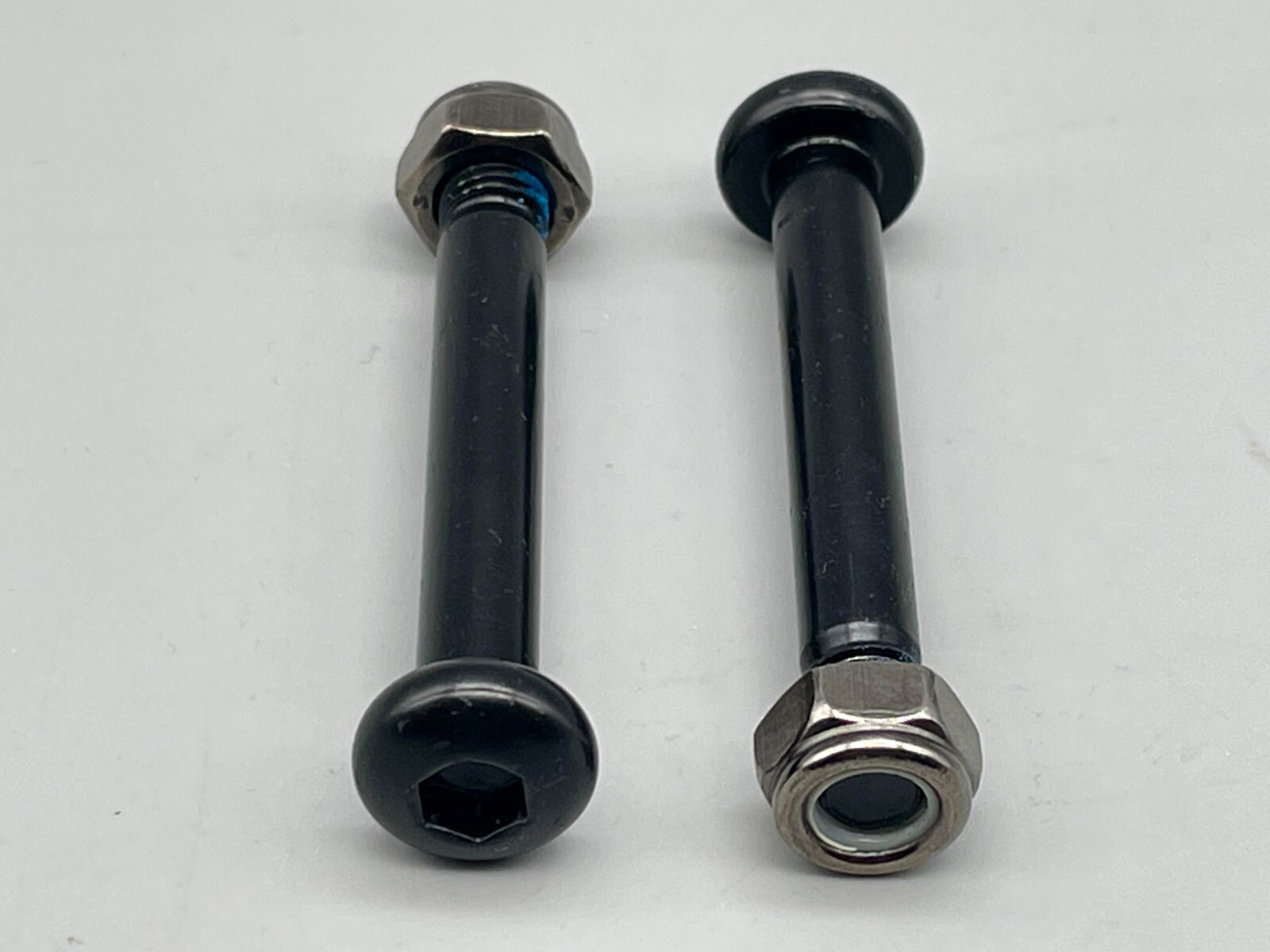 Front Wheel Axles, 2 Pack, Replacement Parts For Rollator Walker Drive R726, New