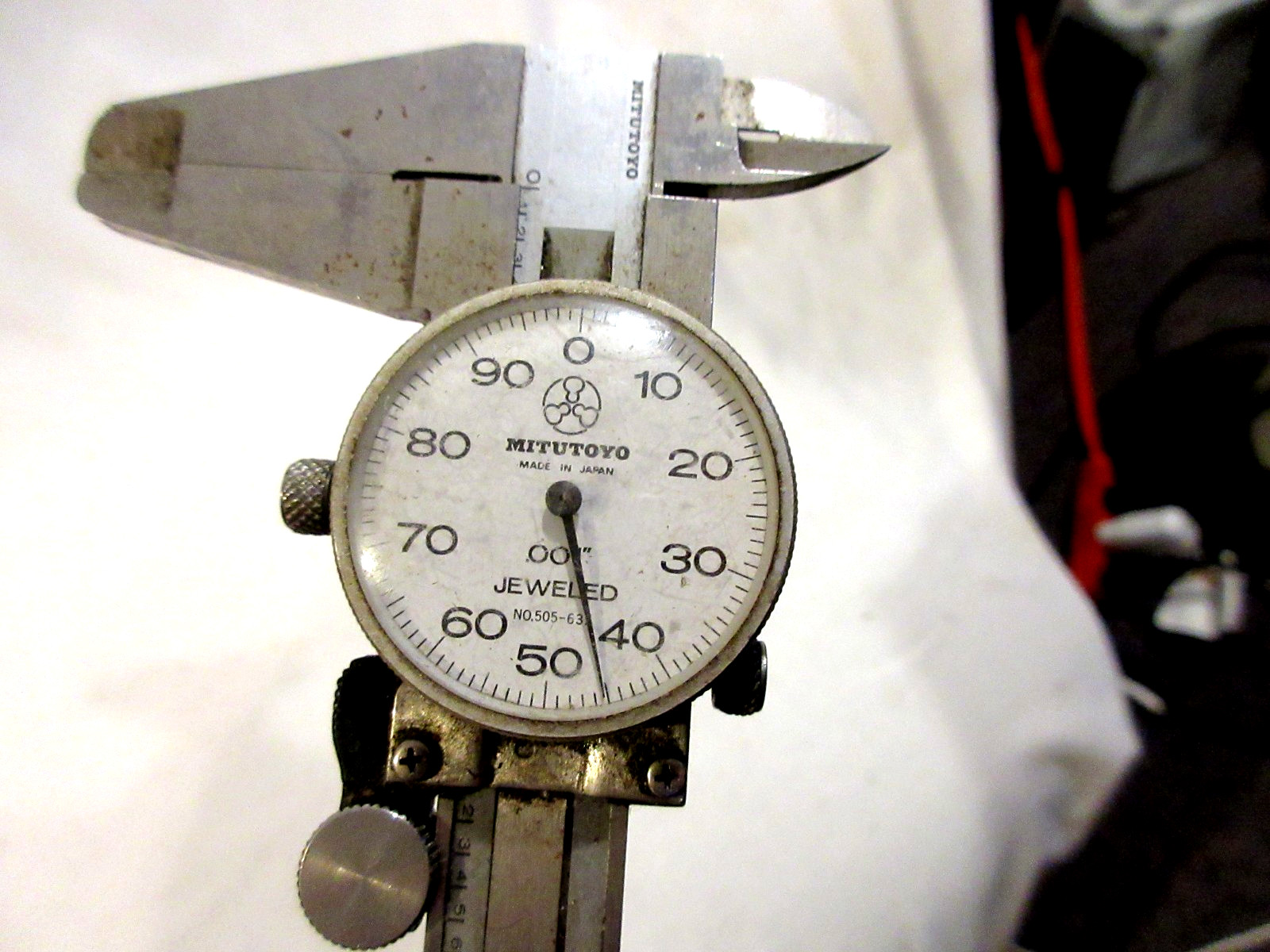 Mitutoyo 505-637 Dial Caliper 6"