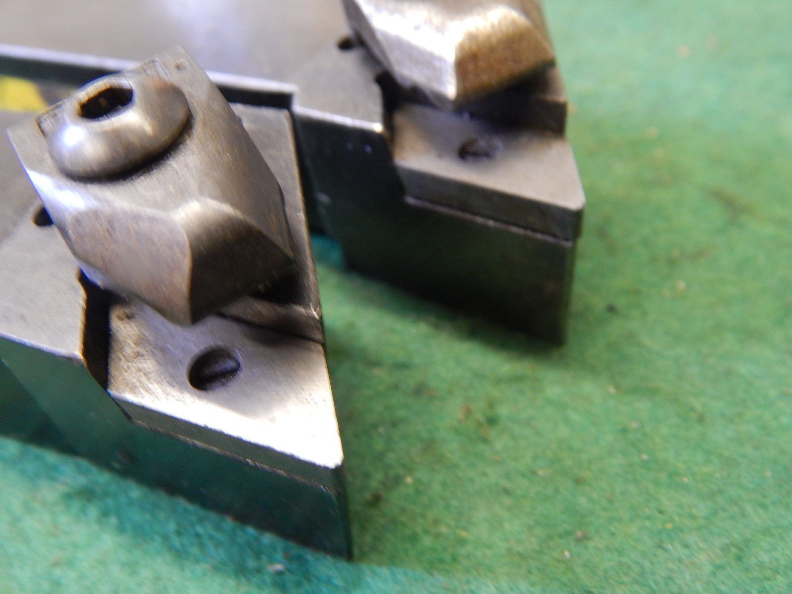 Kennametal 1.0" Square Shank Indexable Insert Facing Turning Tool NELL 163C